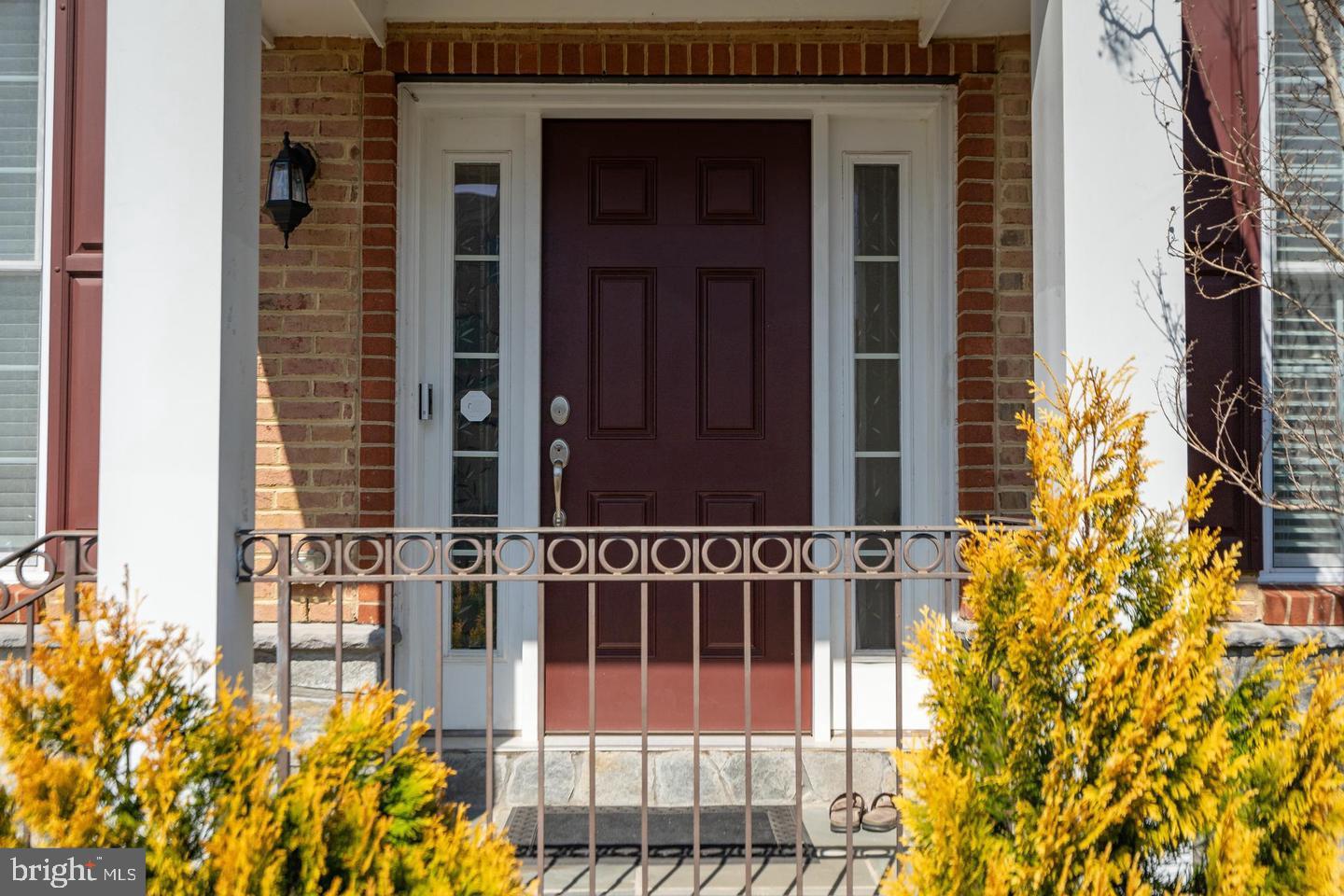 LOUDOUN VALLEY OLD TOWNE - Residential Lease