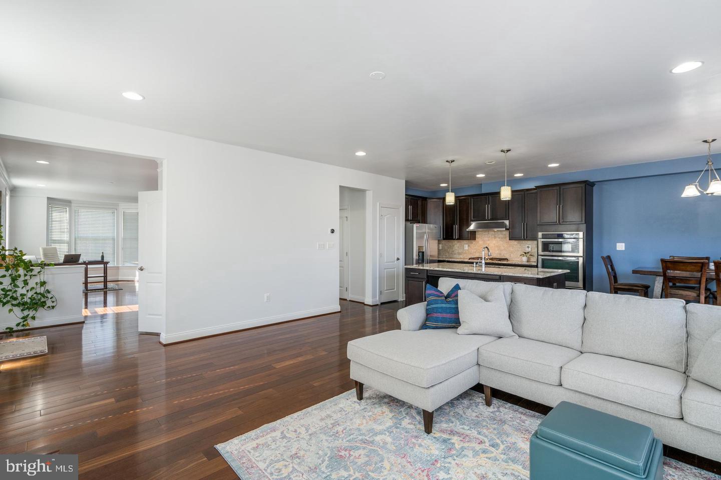 LOUDOUN VALLEY OLD TOWNE - Residential Lease