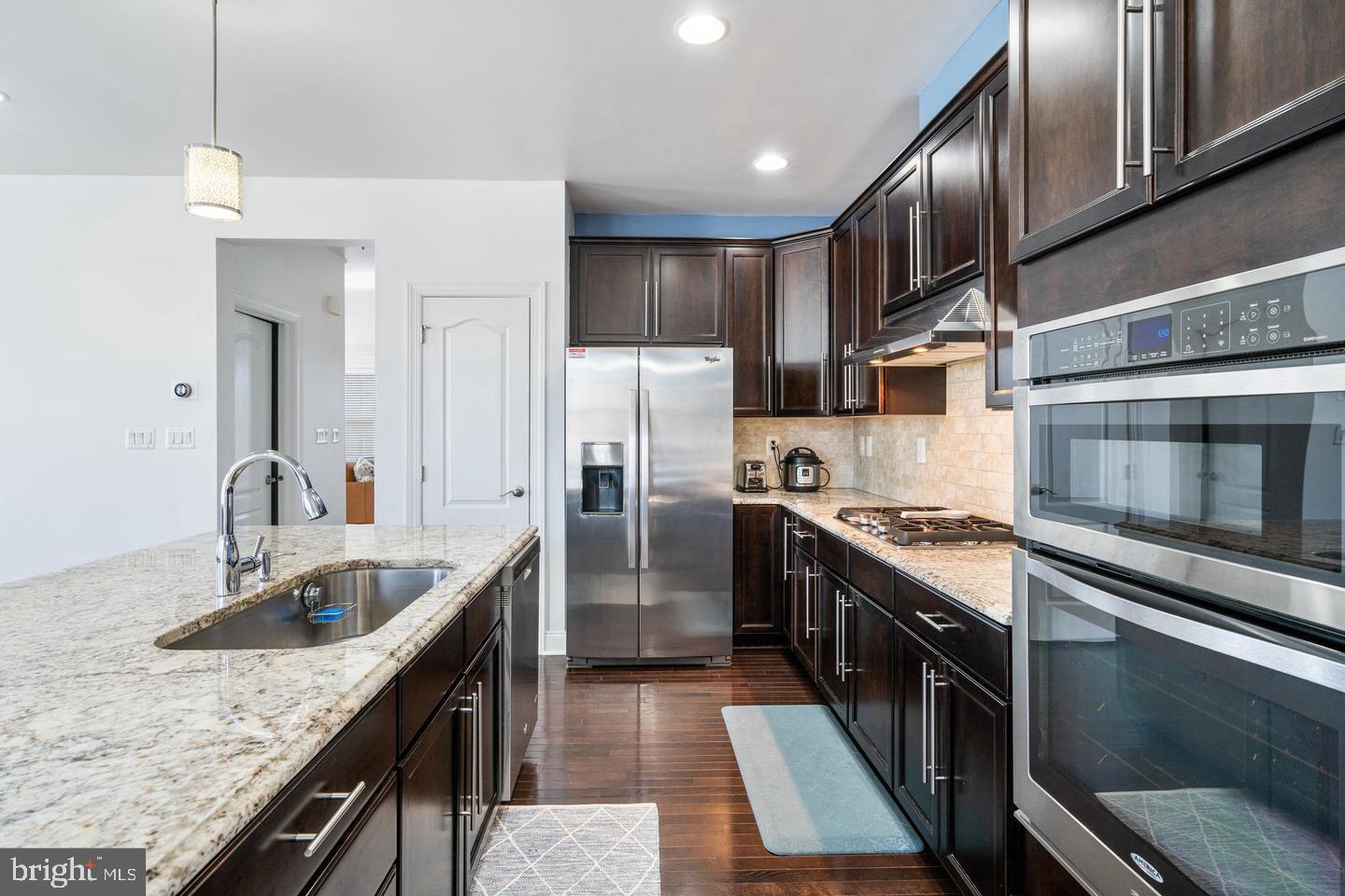 LOUDOUN VALLEY OLD TOWNE - Residential Lease