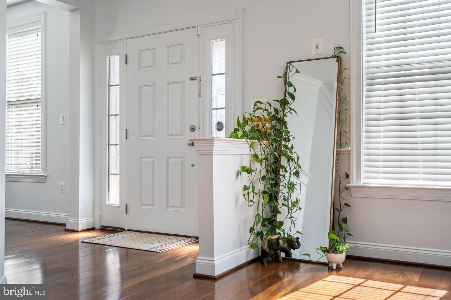 LOUDOUN VALLEY OLD TOWNE - Residential Lease