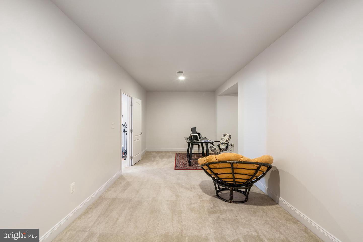 LOUDOUN VALLEY OLD TOWNE - Residential Lease