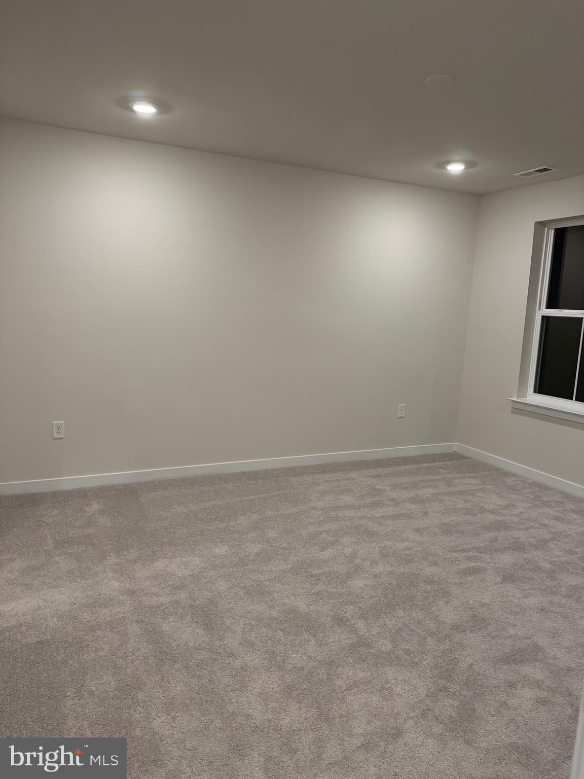 RIVER POINTE - Residential Lease