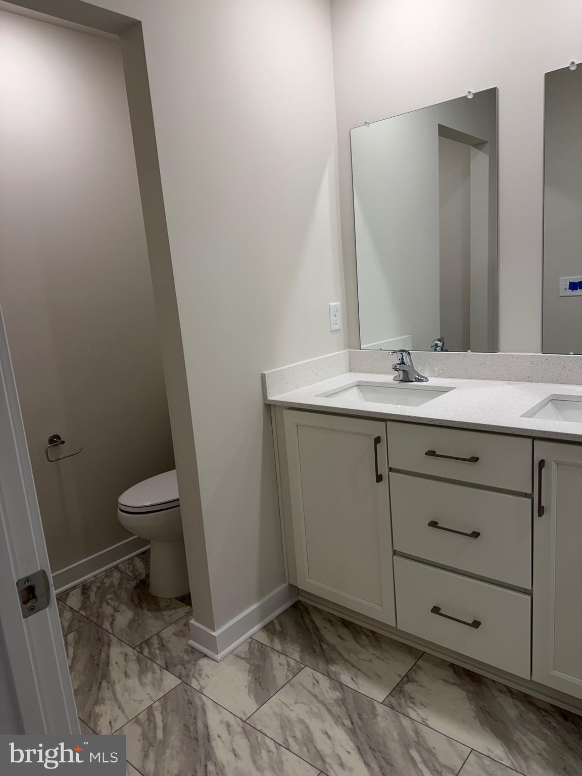 RIVER POINTE - Residential Lease