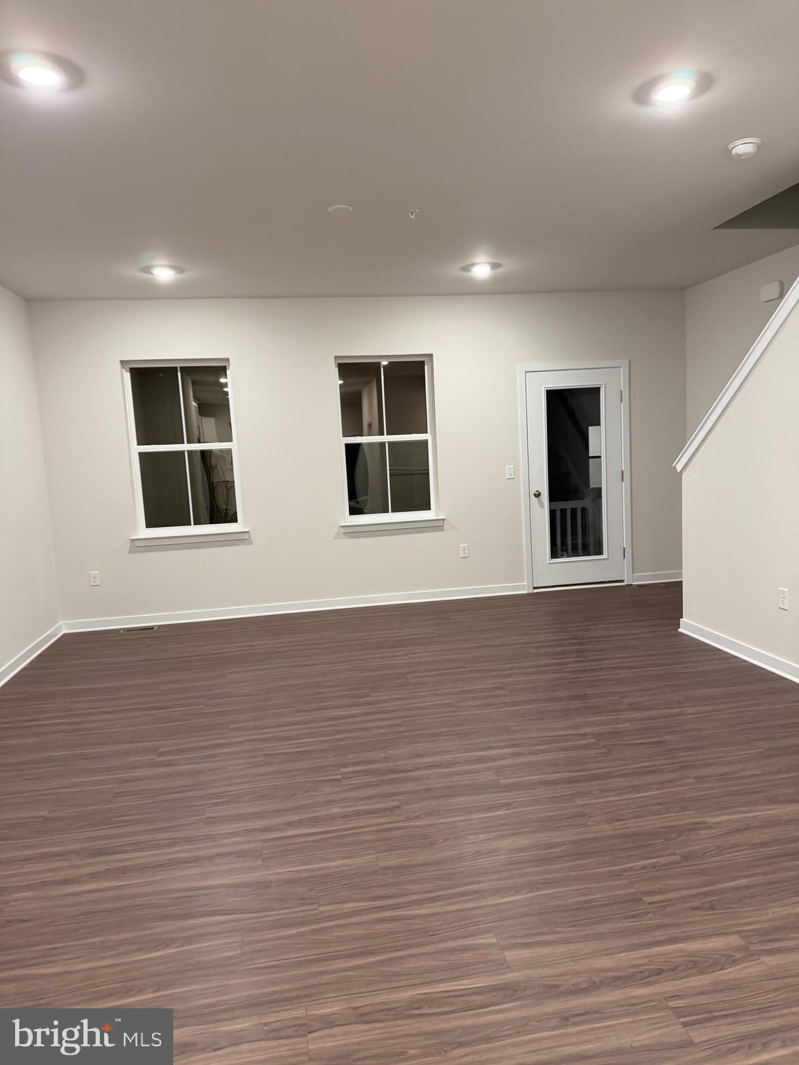 RIVER POINTE - Residential Lease