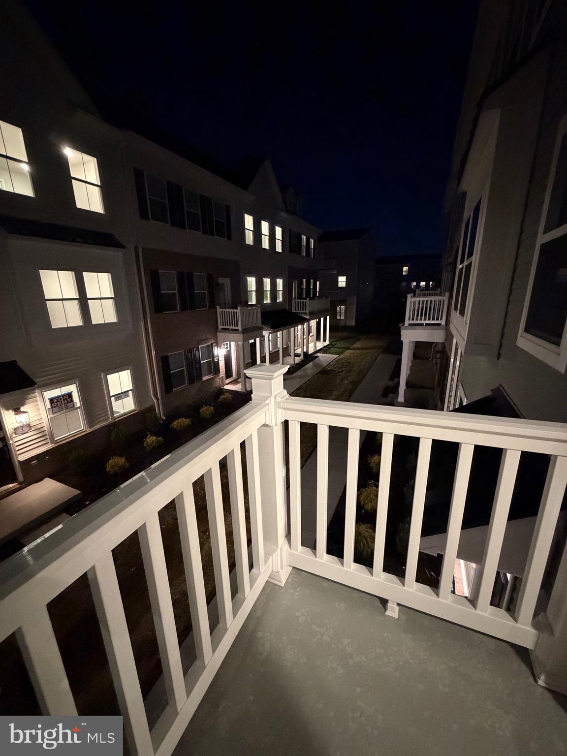 RIVER POINTE - Residential Lease