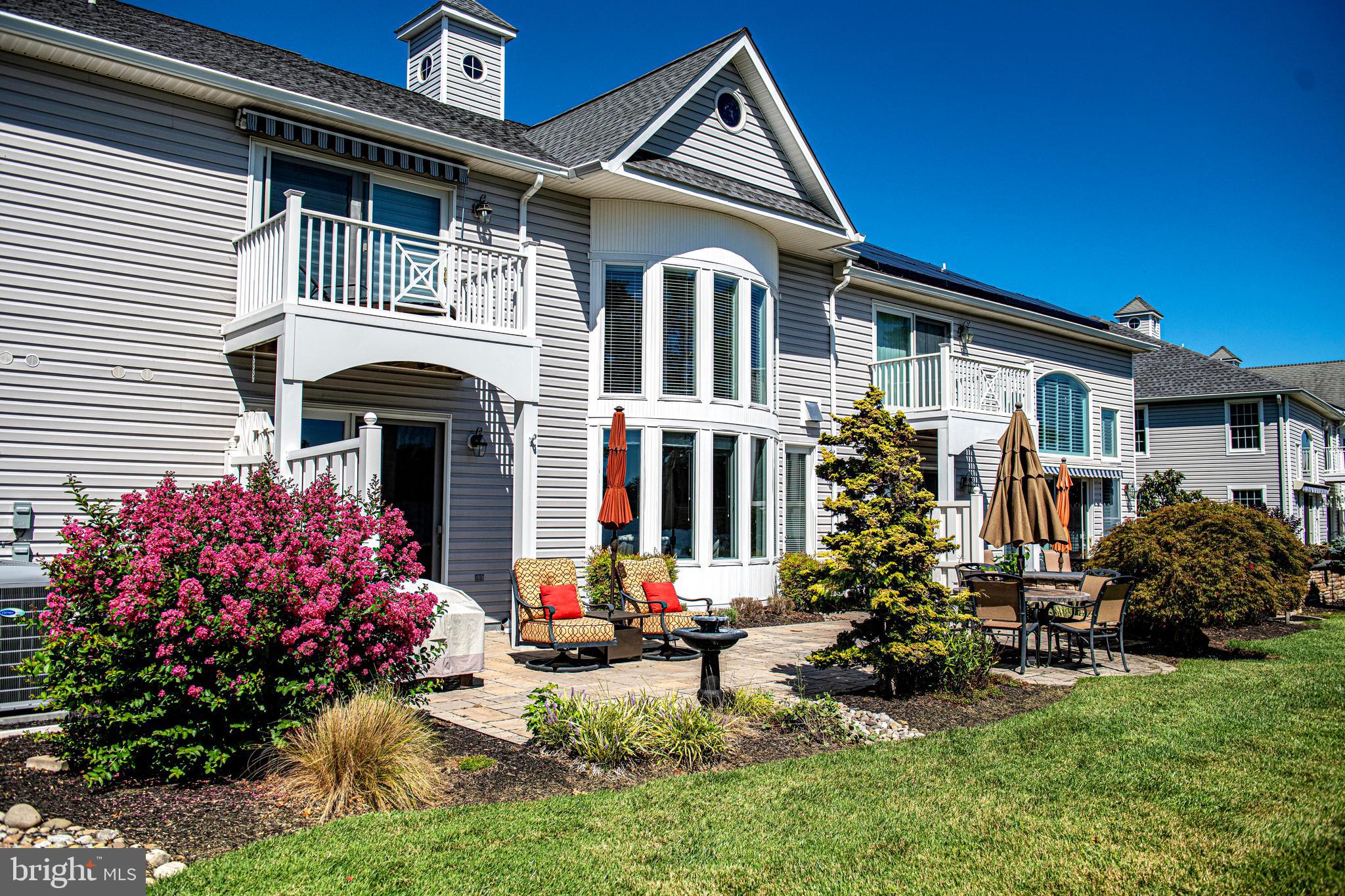 WATERS EDGE - Residential