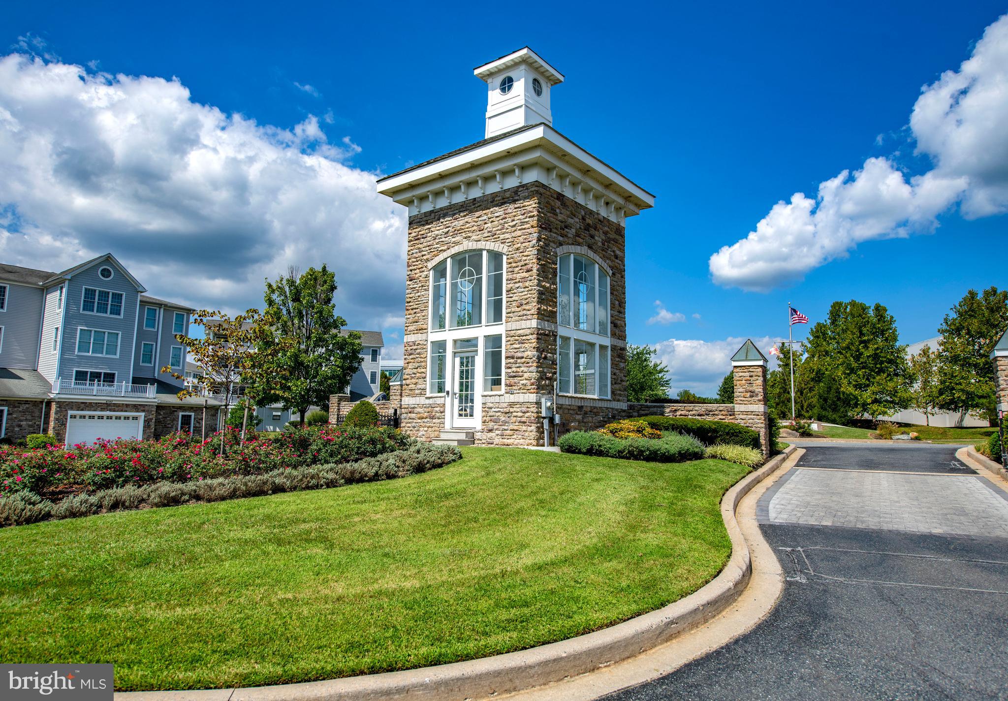 WATERS EDGE - Residential