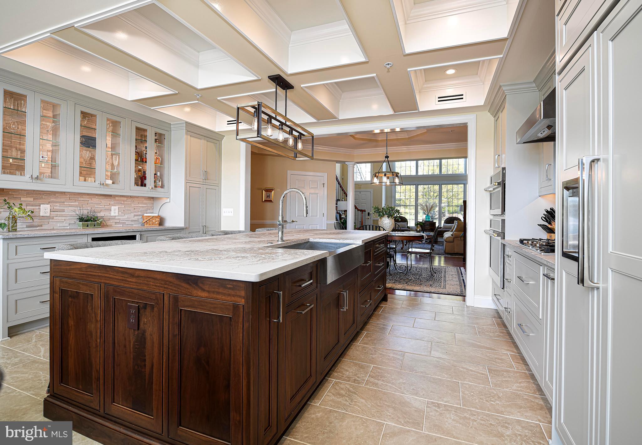 WATERS EDGE - Residential