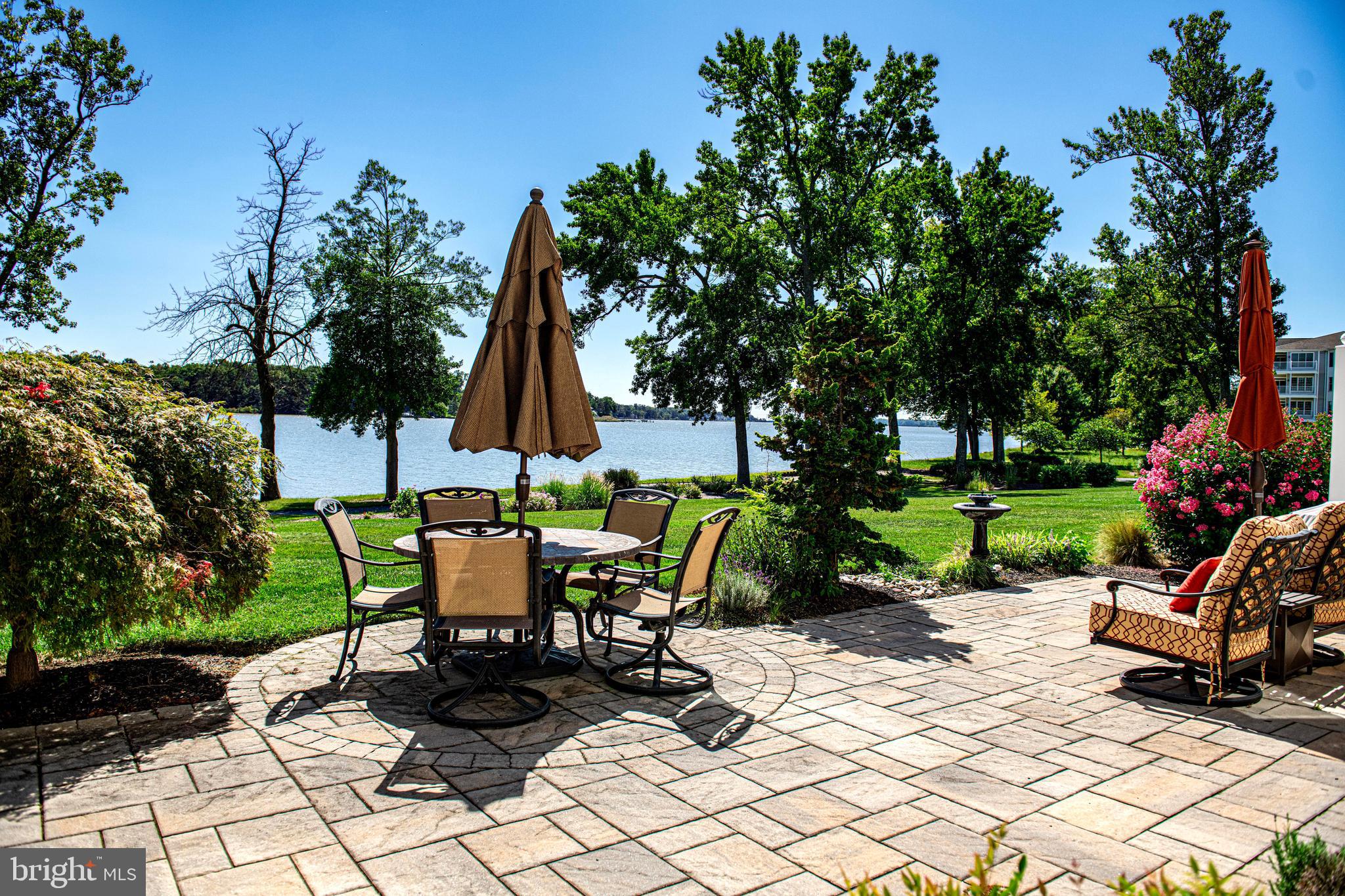 WATERS EDGE - Residential