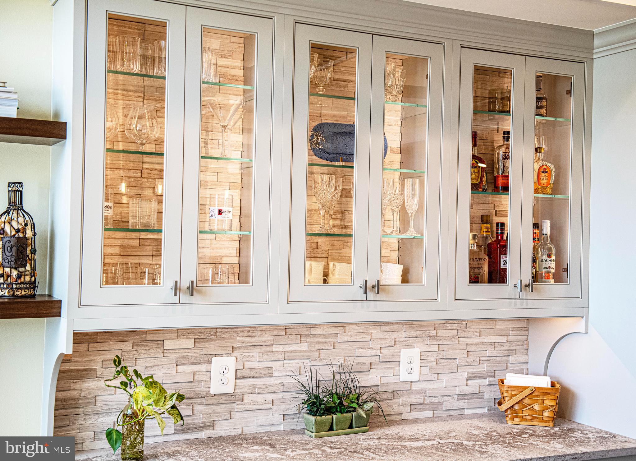 WATERS EDGE - Residential