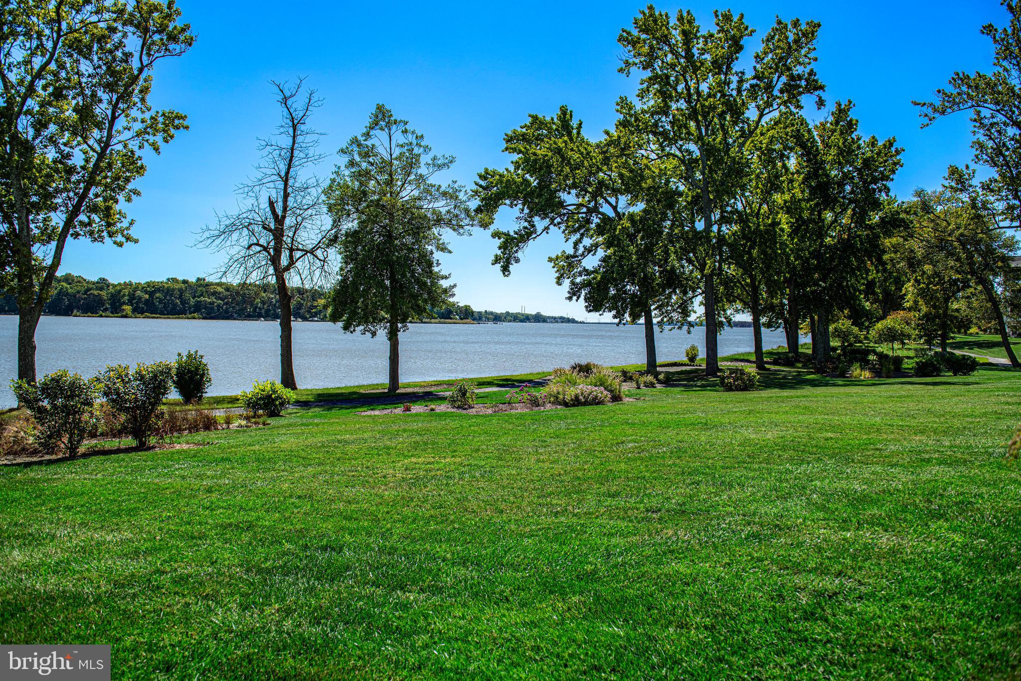 WATERS EDGE - Residential