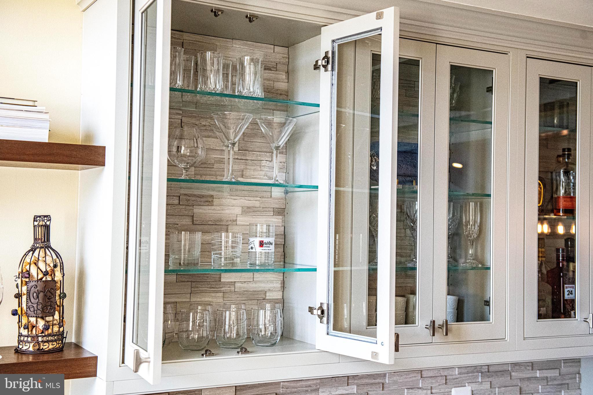 WATERS EDGE - Residential