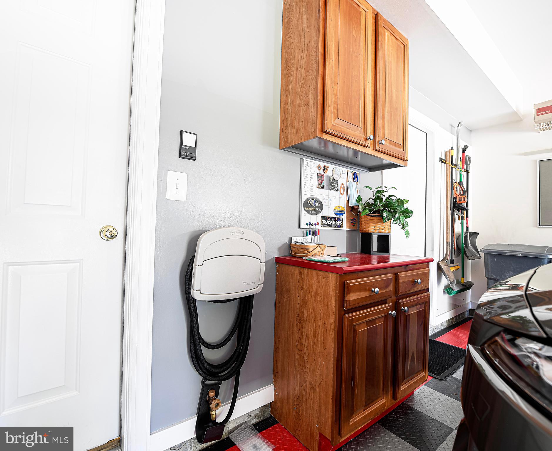 WATERS EDGE - Residential