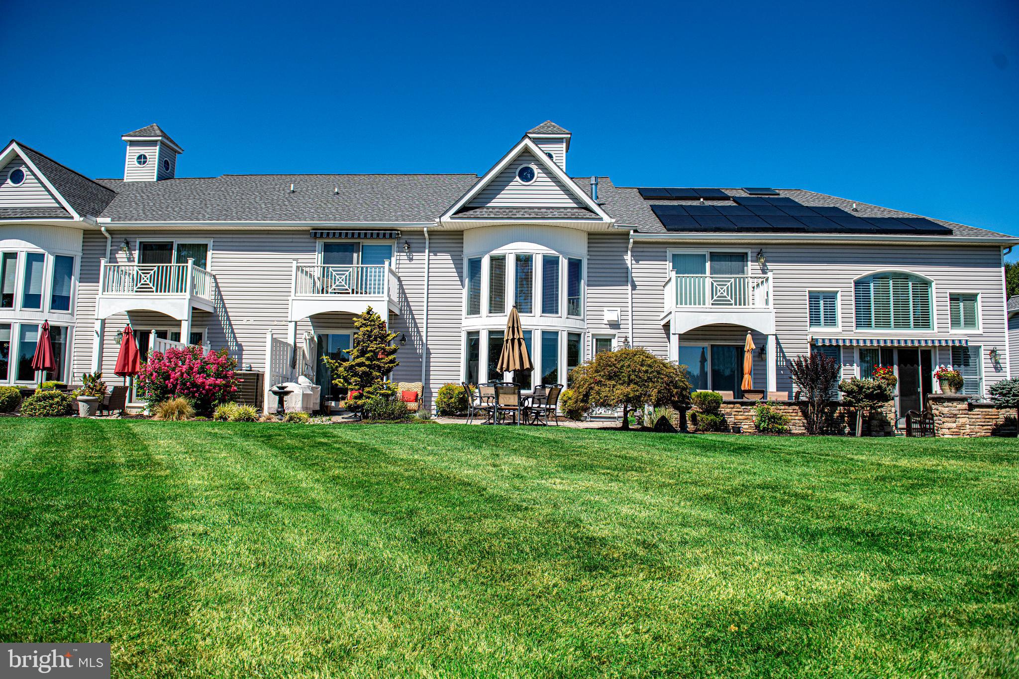 WATERS EDGE - Residential