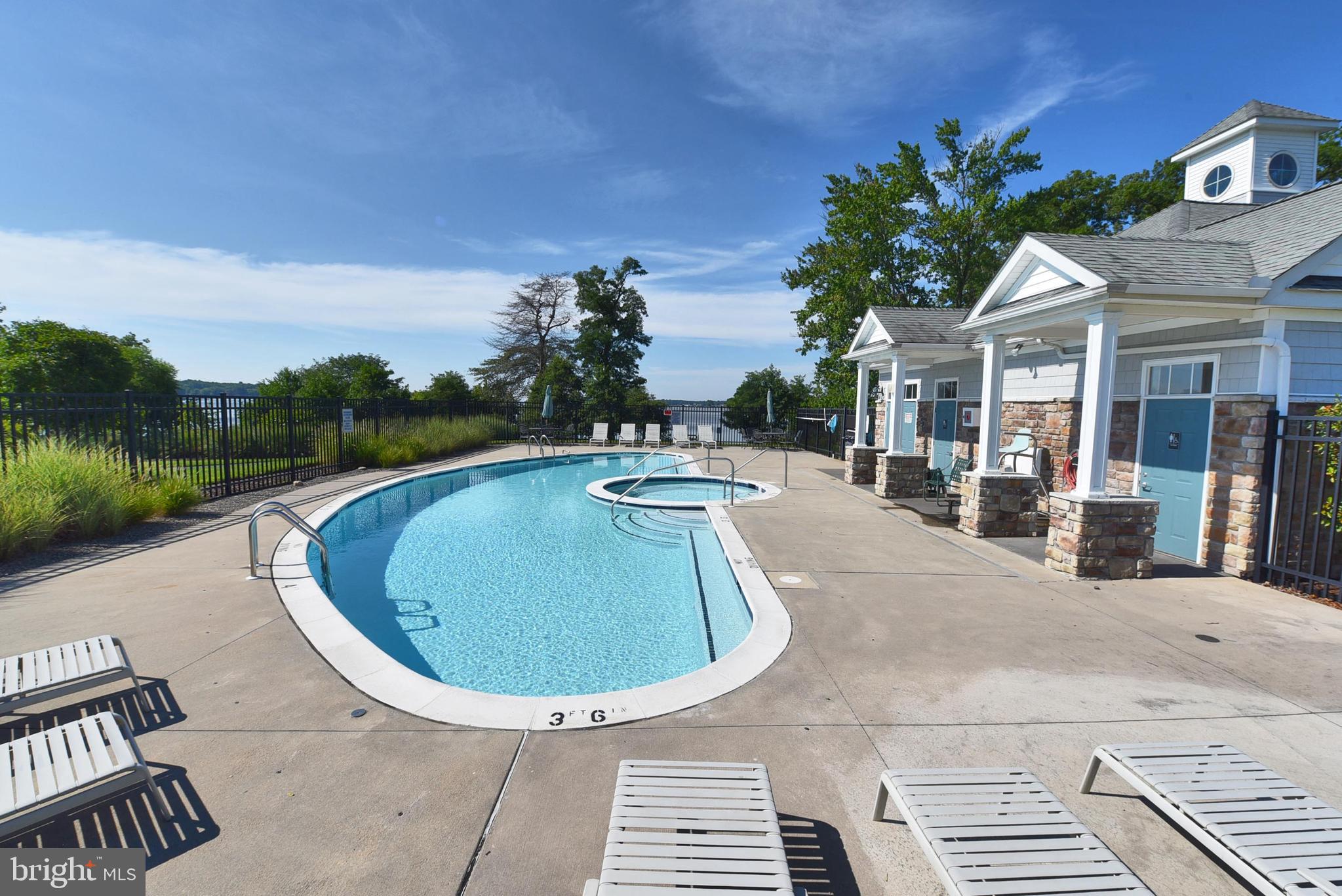 WATERS EDGE - Residential