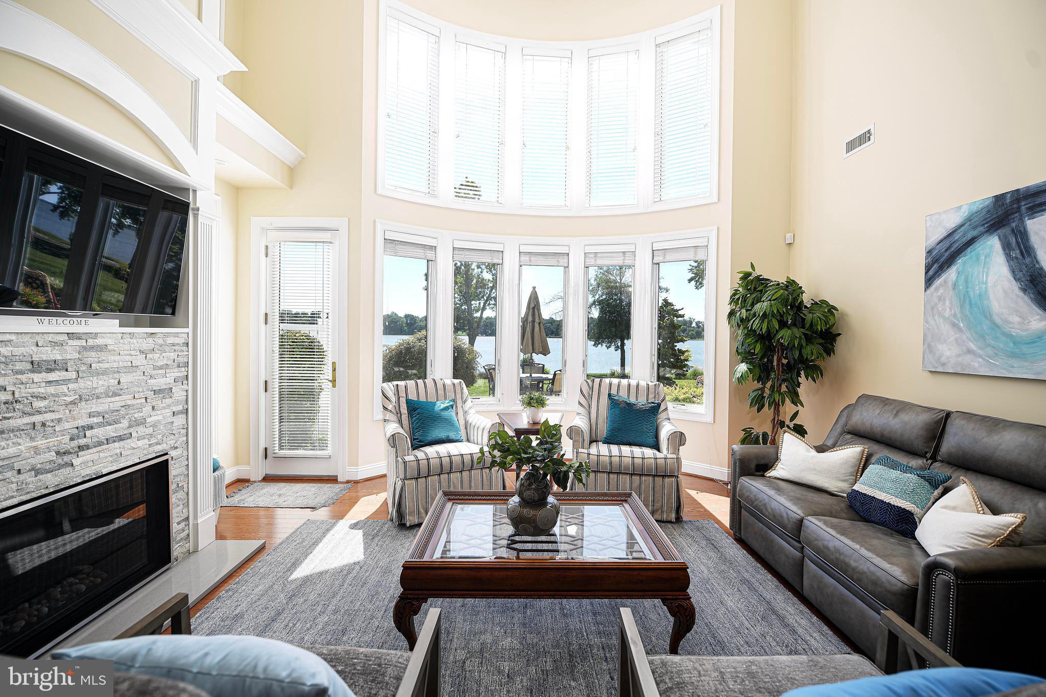 WATERS EDGE - Residential