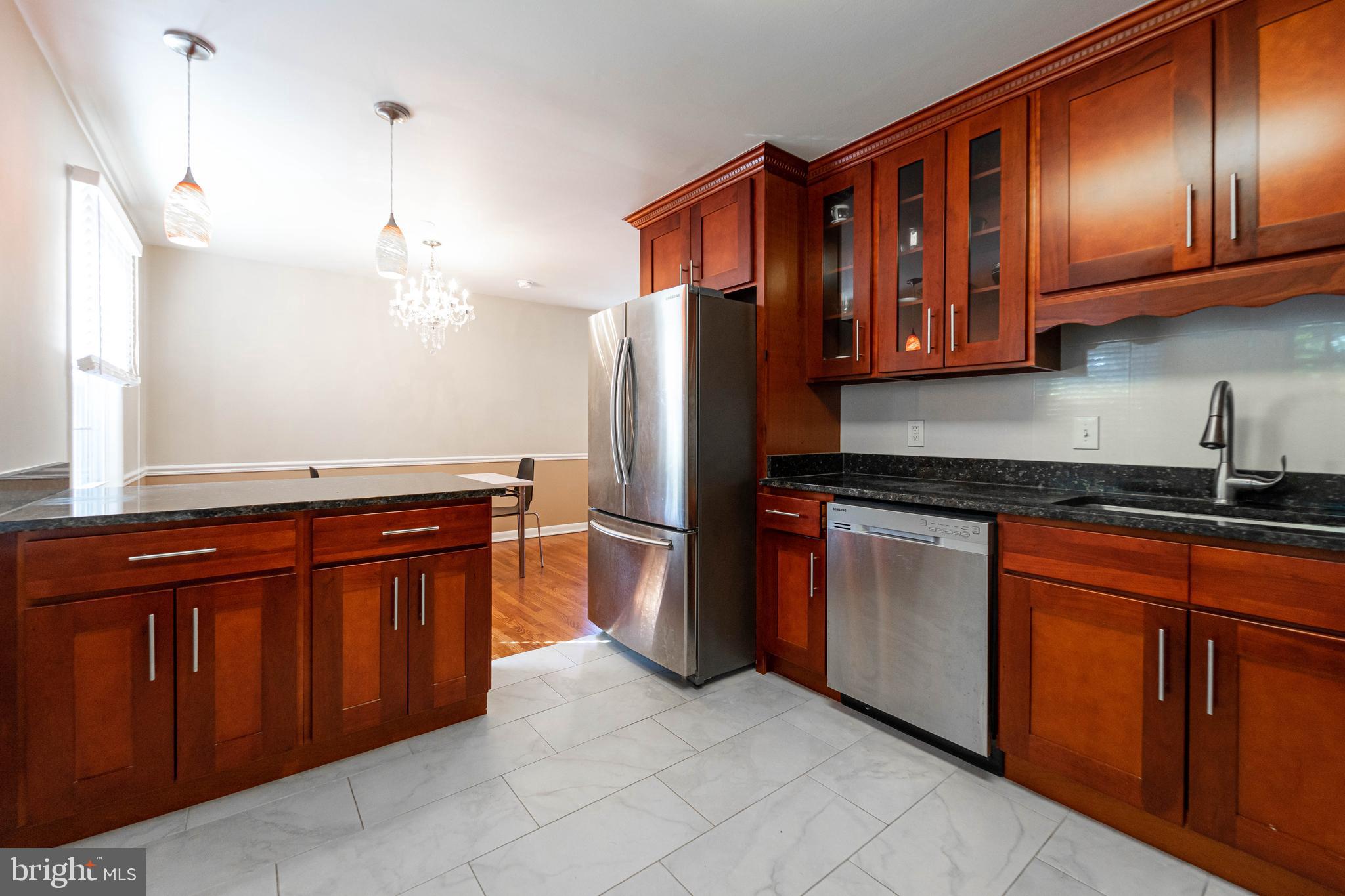 WEST END PARK - Residential