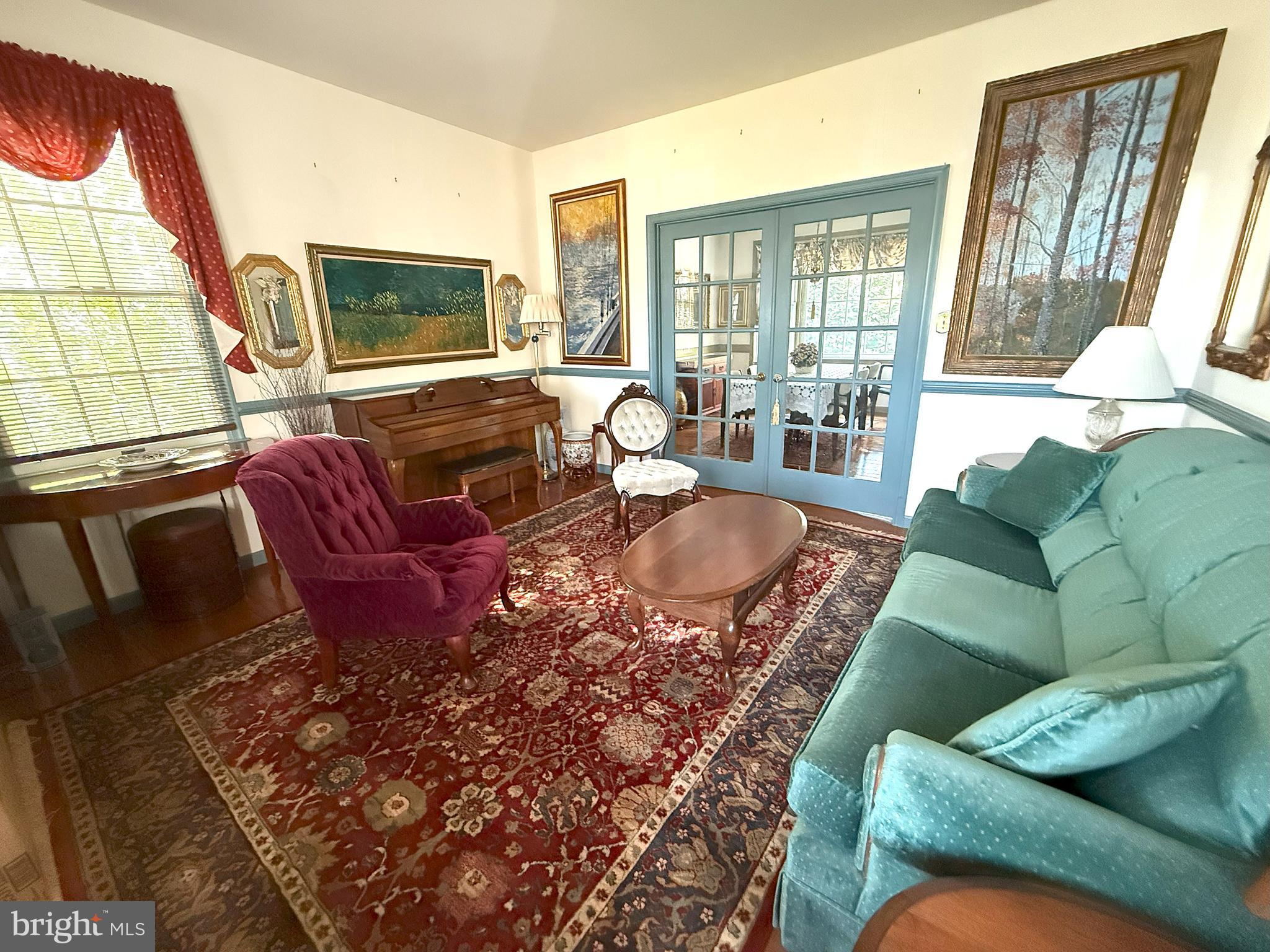 DRUM POINT - Residential