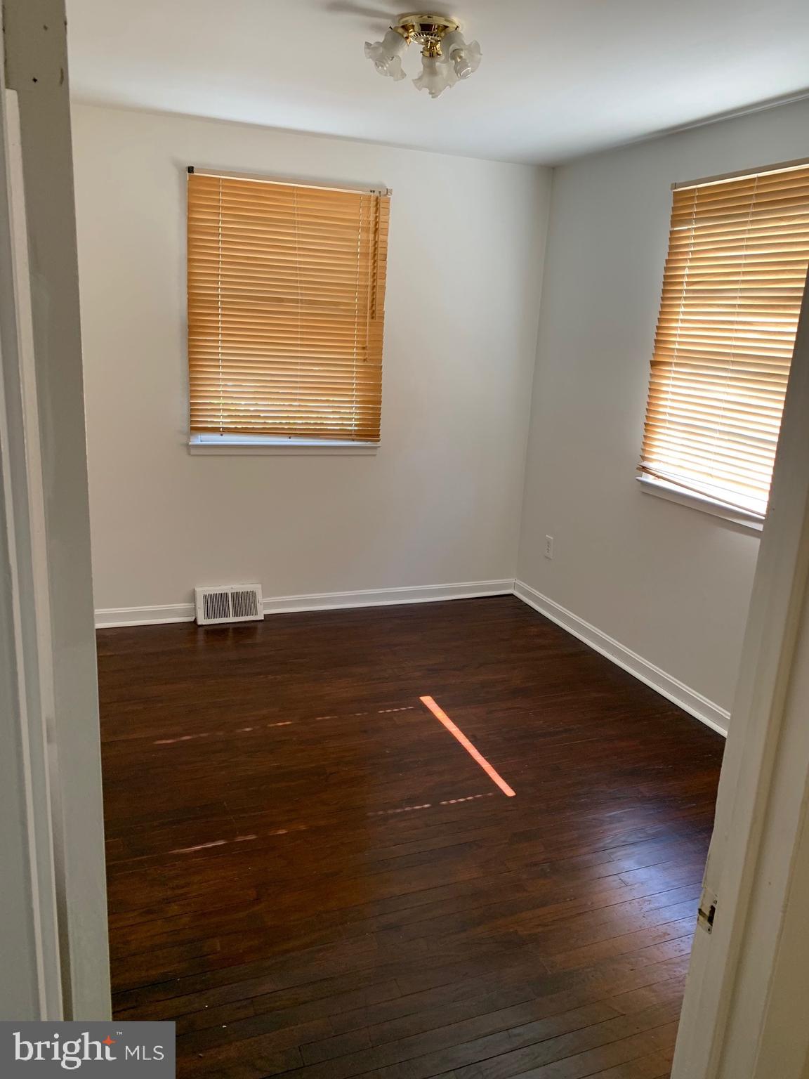 PARKER GRAY - Residential Lease