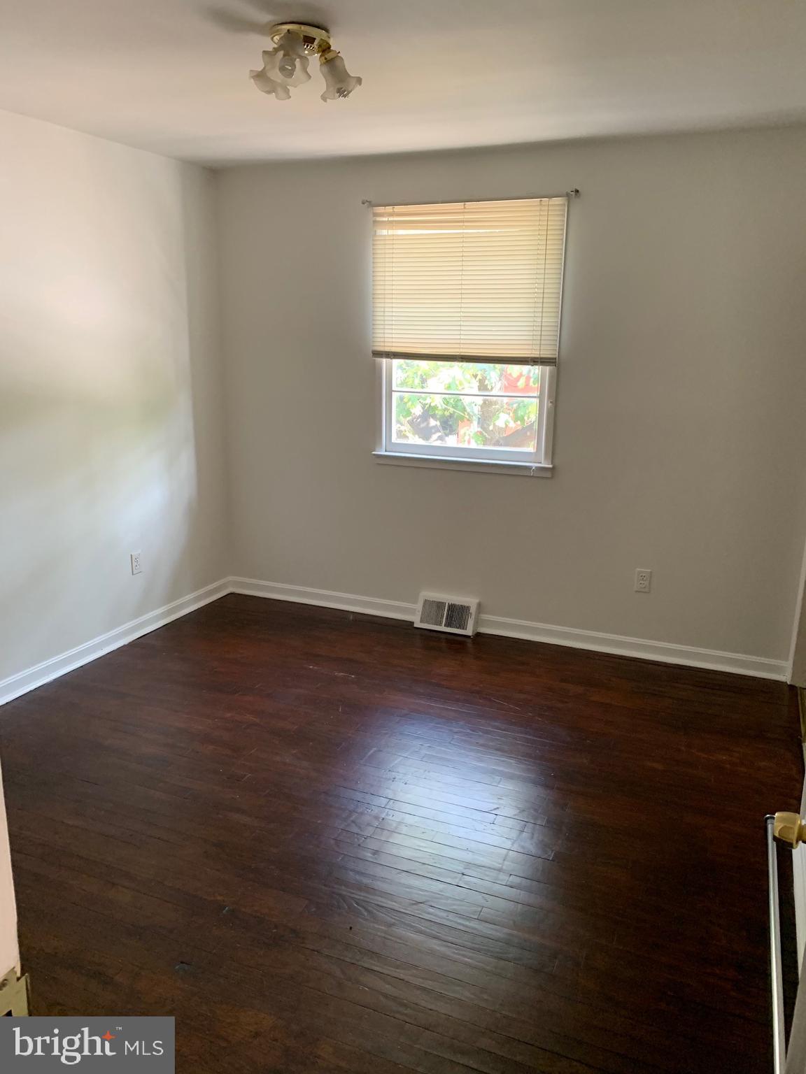 PARKER GRAY - Residential Lease