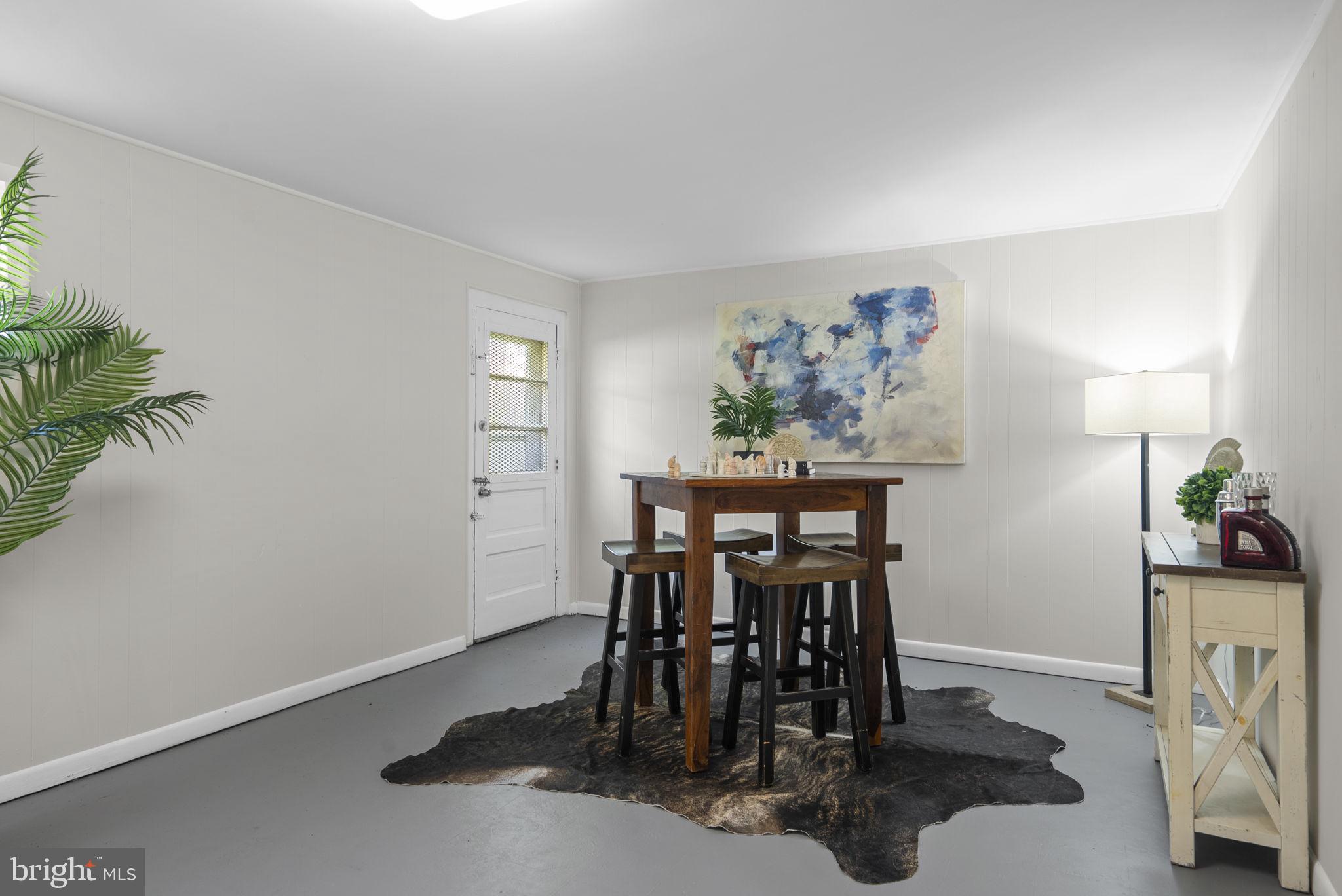 WHEATON WOODS - Residential