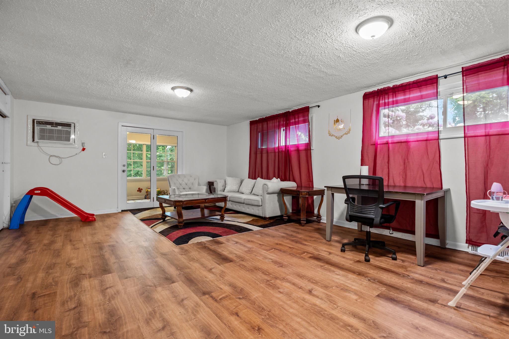 RAVENWOOD - Residential