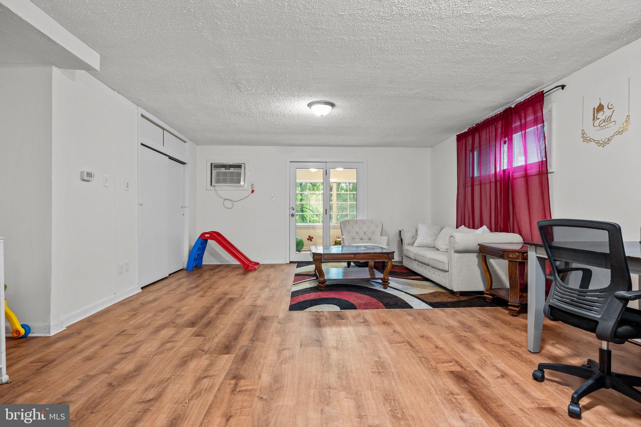 RAVENWOOD - Residential