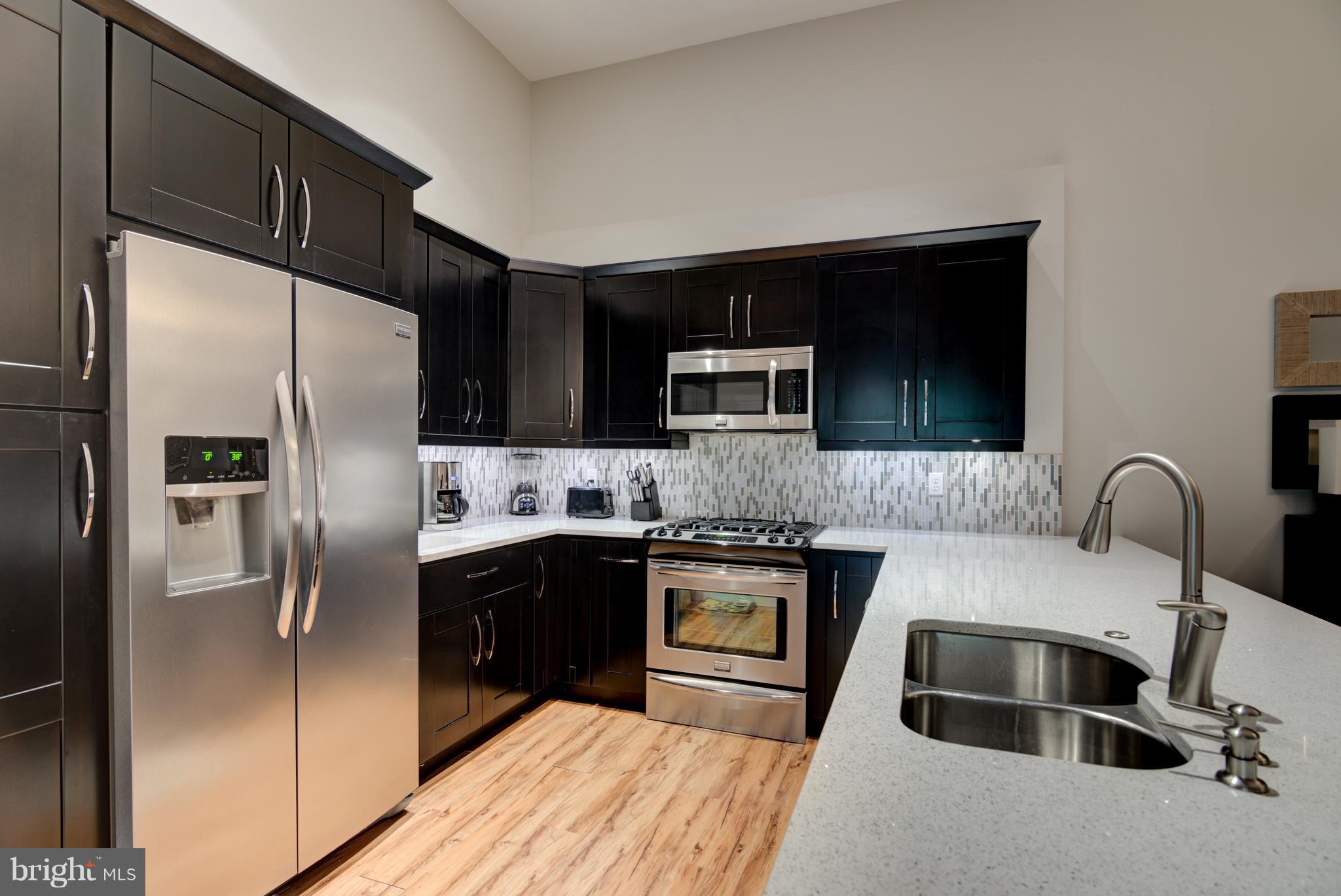 HIGHLAND AT GUNSTON CORNER - Residential Lease