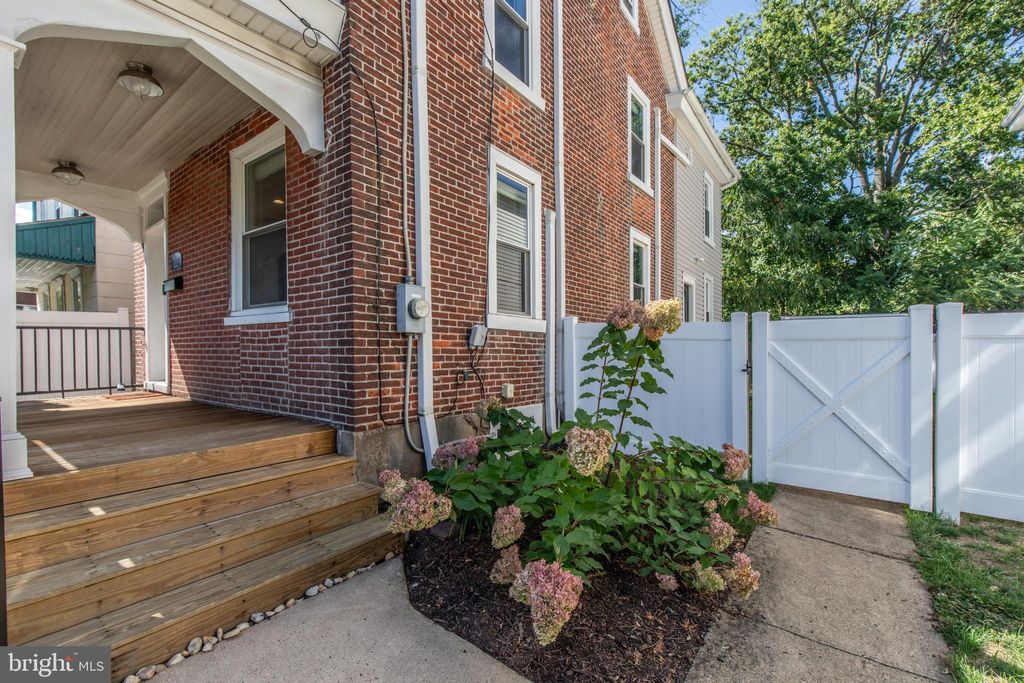 Photo of 132 Green Street, LANSDALE, PA 19446 (MLS # PAMC2155624)