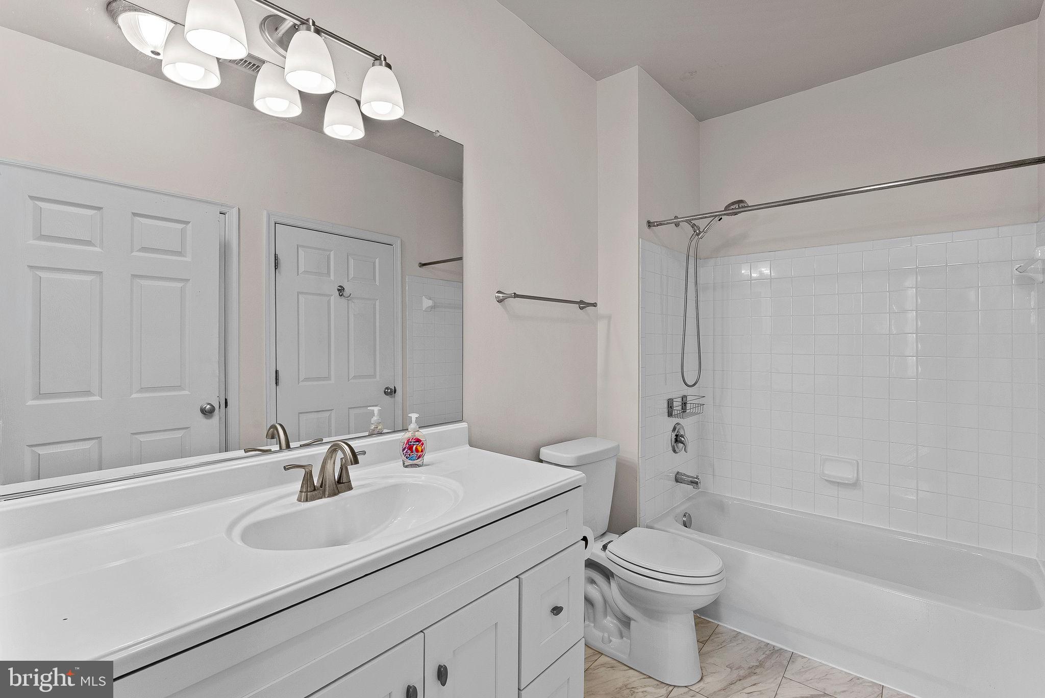 SUMMERFIELD - Residential Lease