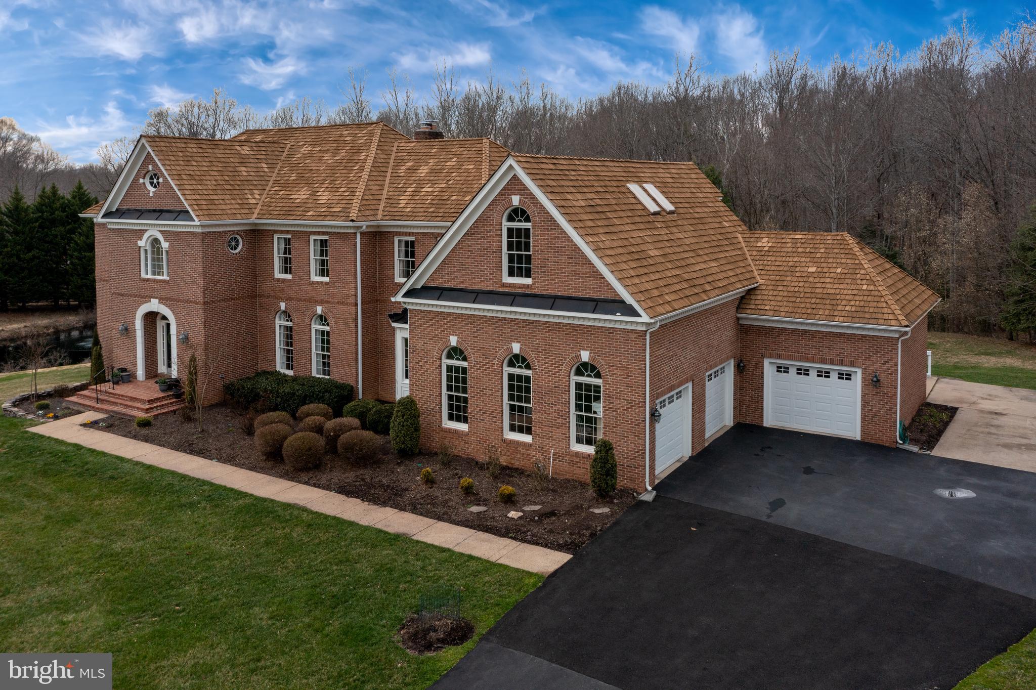 HAMPTON HUNT EST - Residential