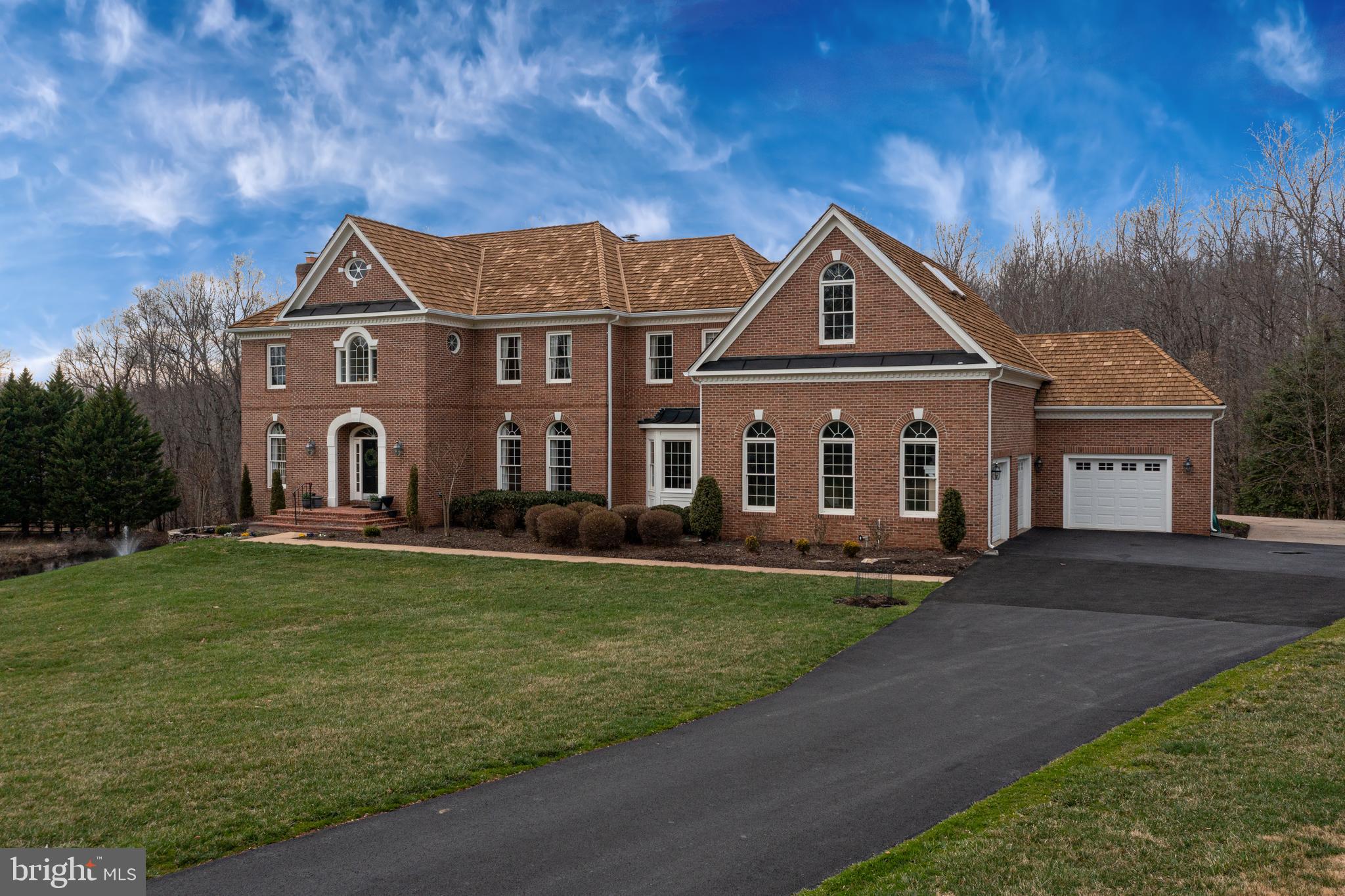 HAMPTON HUNT EST - Residential