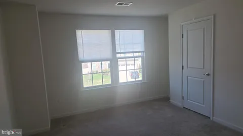 MLS: MDCH2052828