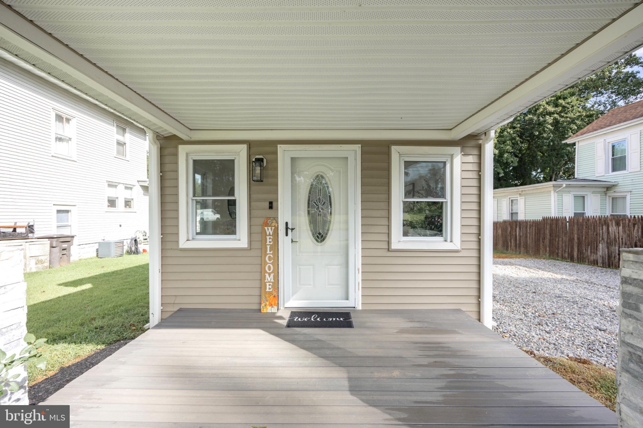 8 COLUMBIA AVENUE