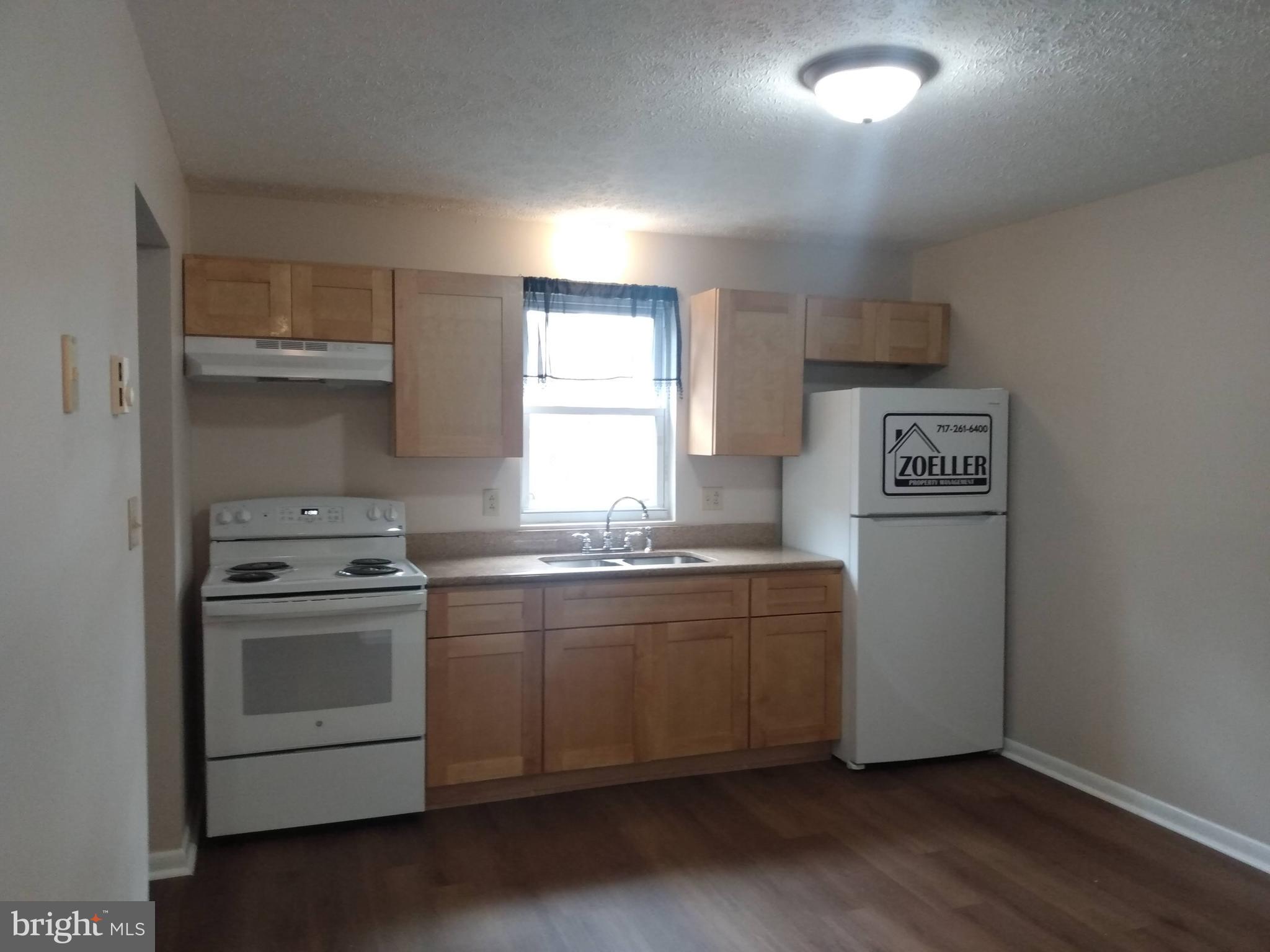 861 BUCHANAN TRAIL E 5