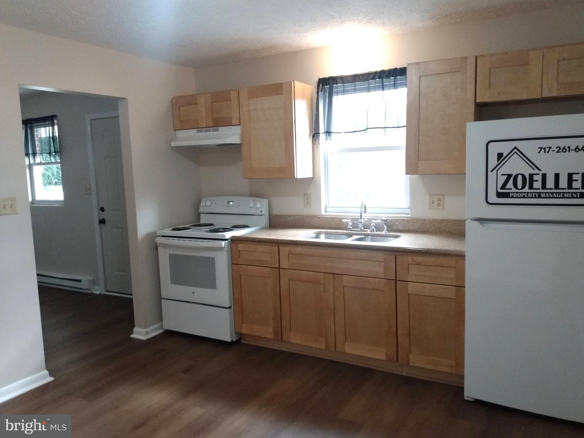 861 BUCHANAN TRAIL E 5