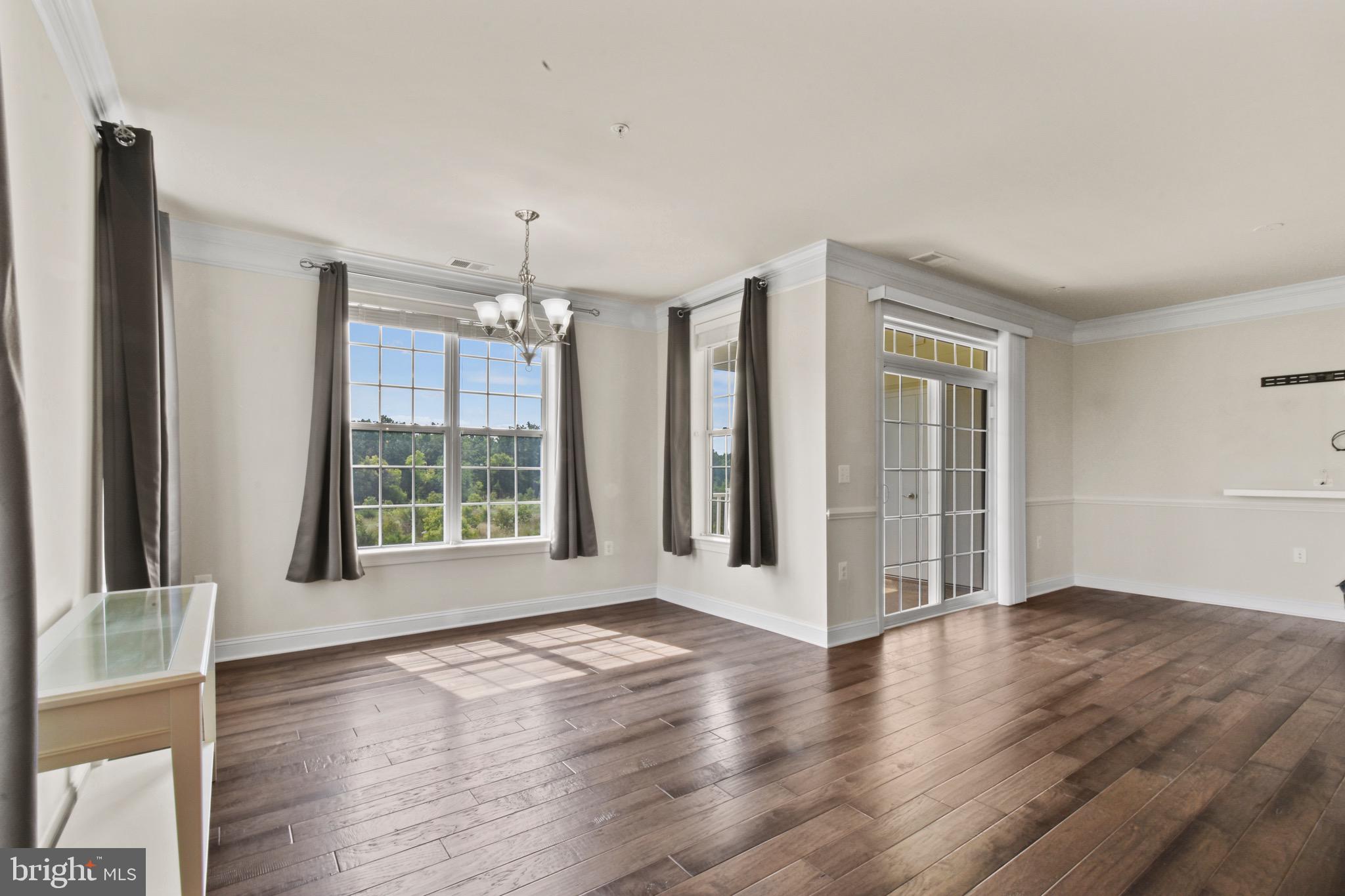 REGENCY AT ASHBURN - Residential