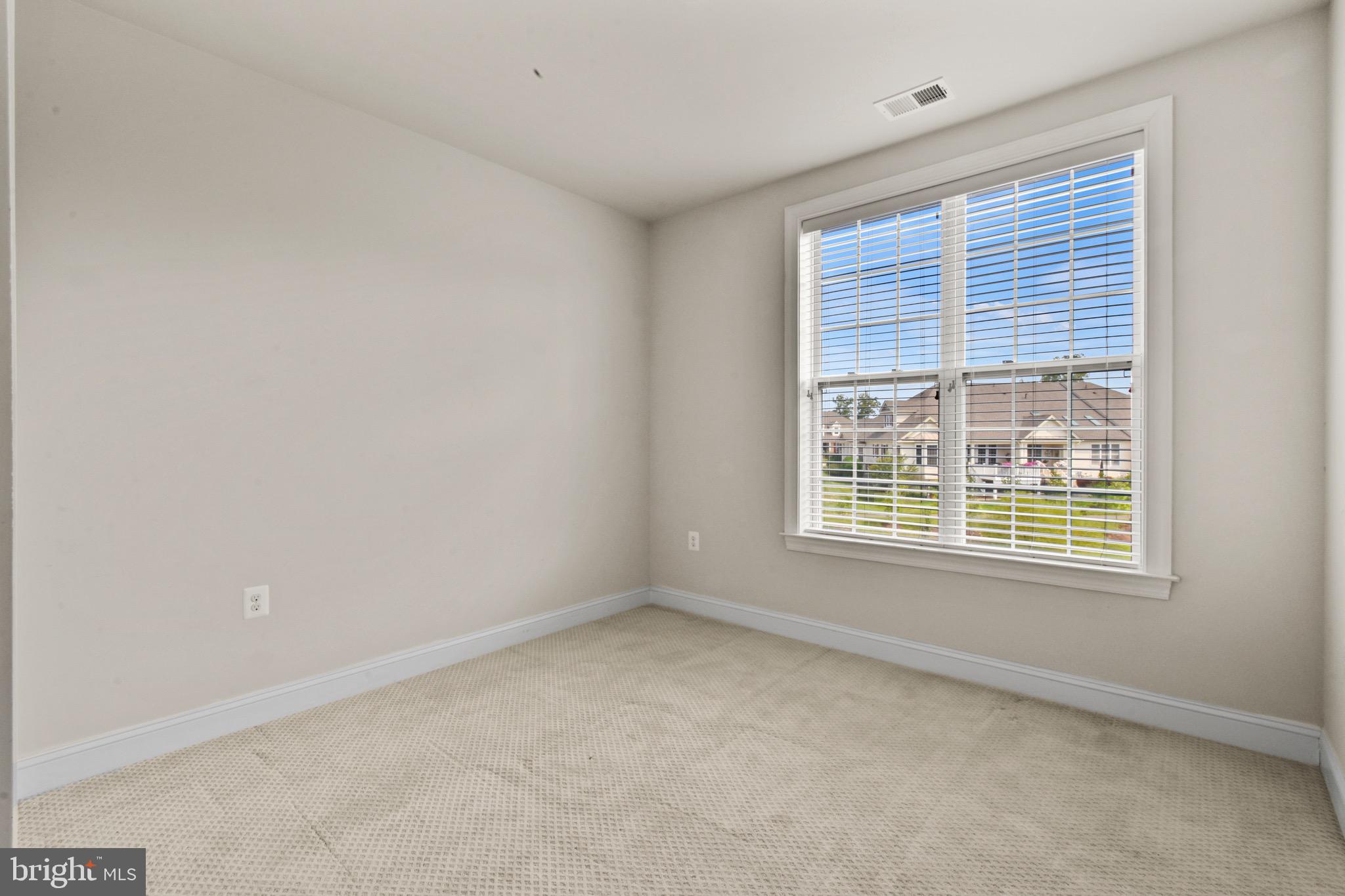 REGENCY AT ASHBURN - Residential