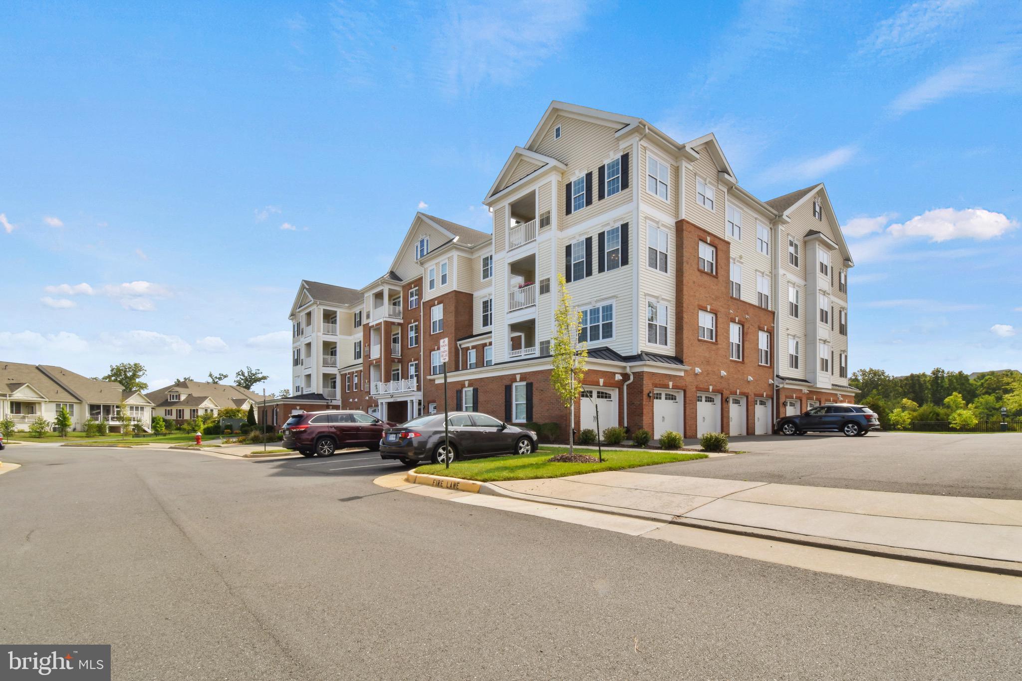 REGENCY AT ASHBURN - Residential
