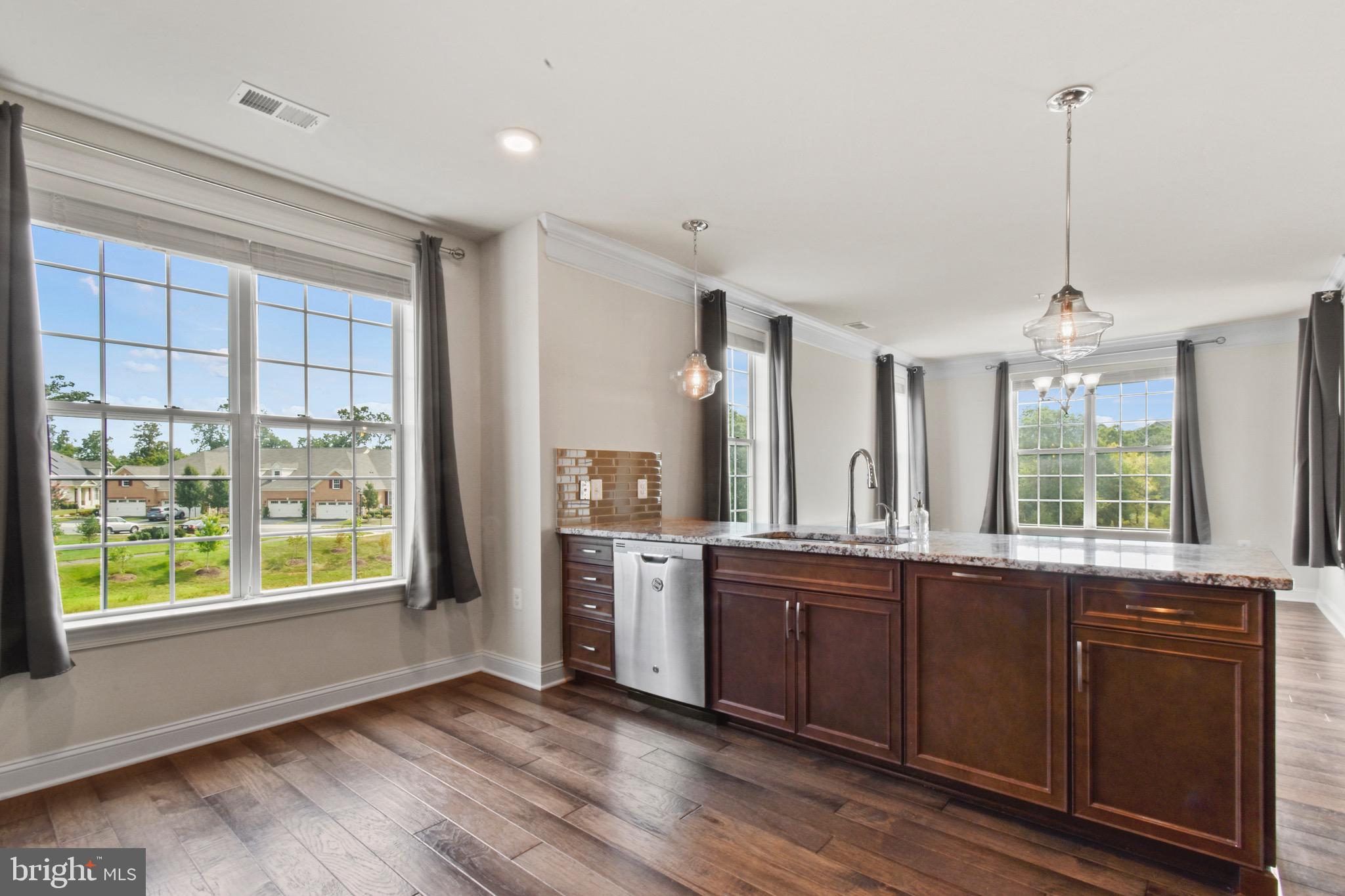 REGENCY AT ASHBURN - Residential