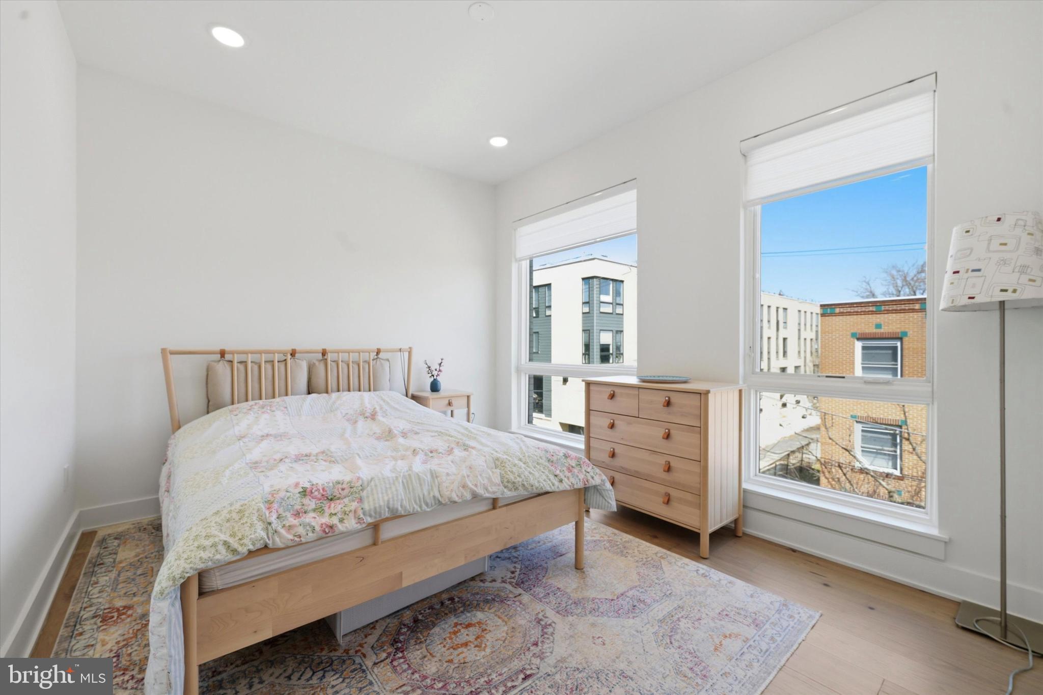 FAIRMOUNT - Residential