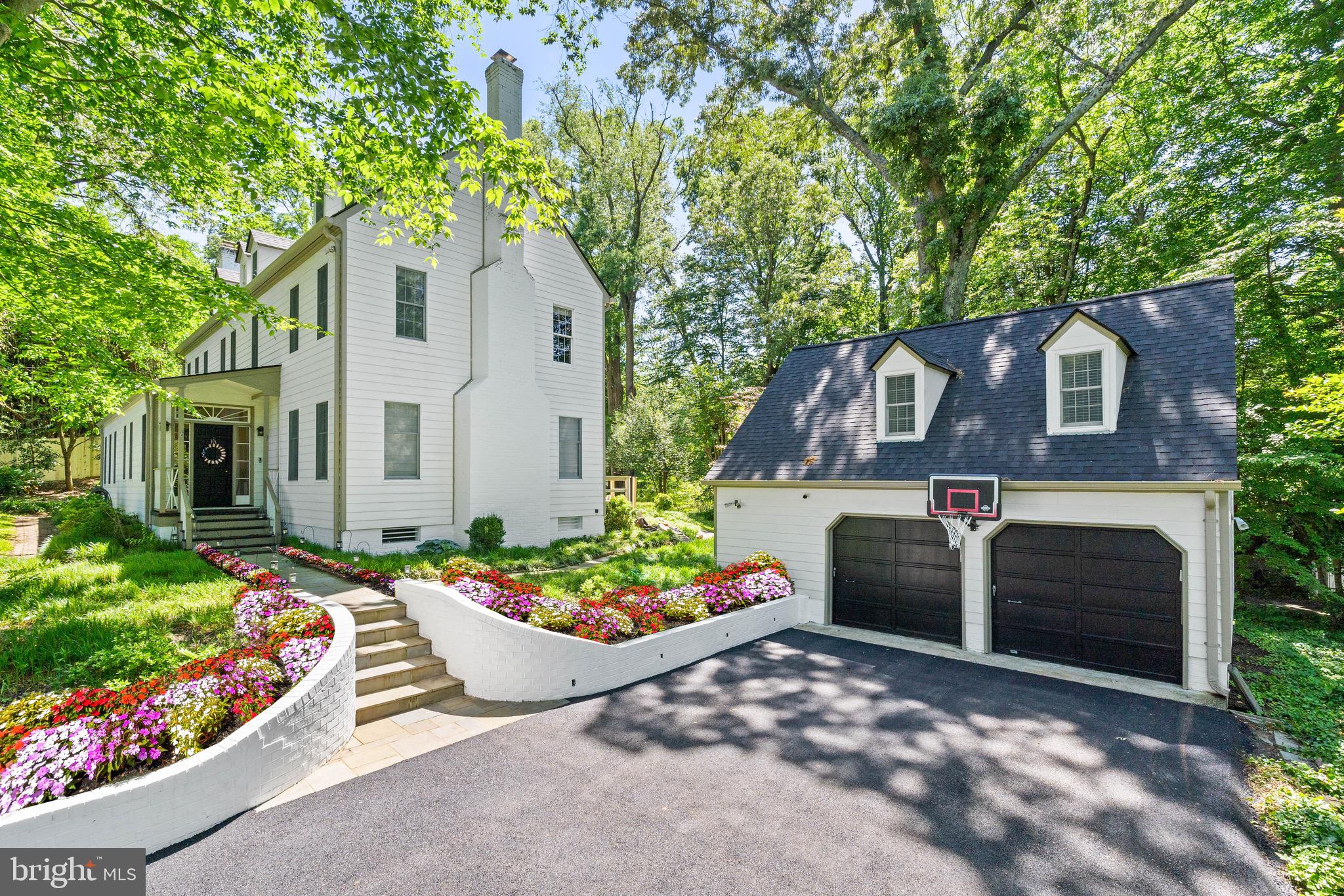 ARCTURUS ON THE POTOMAC - Residential