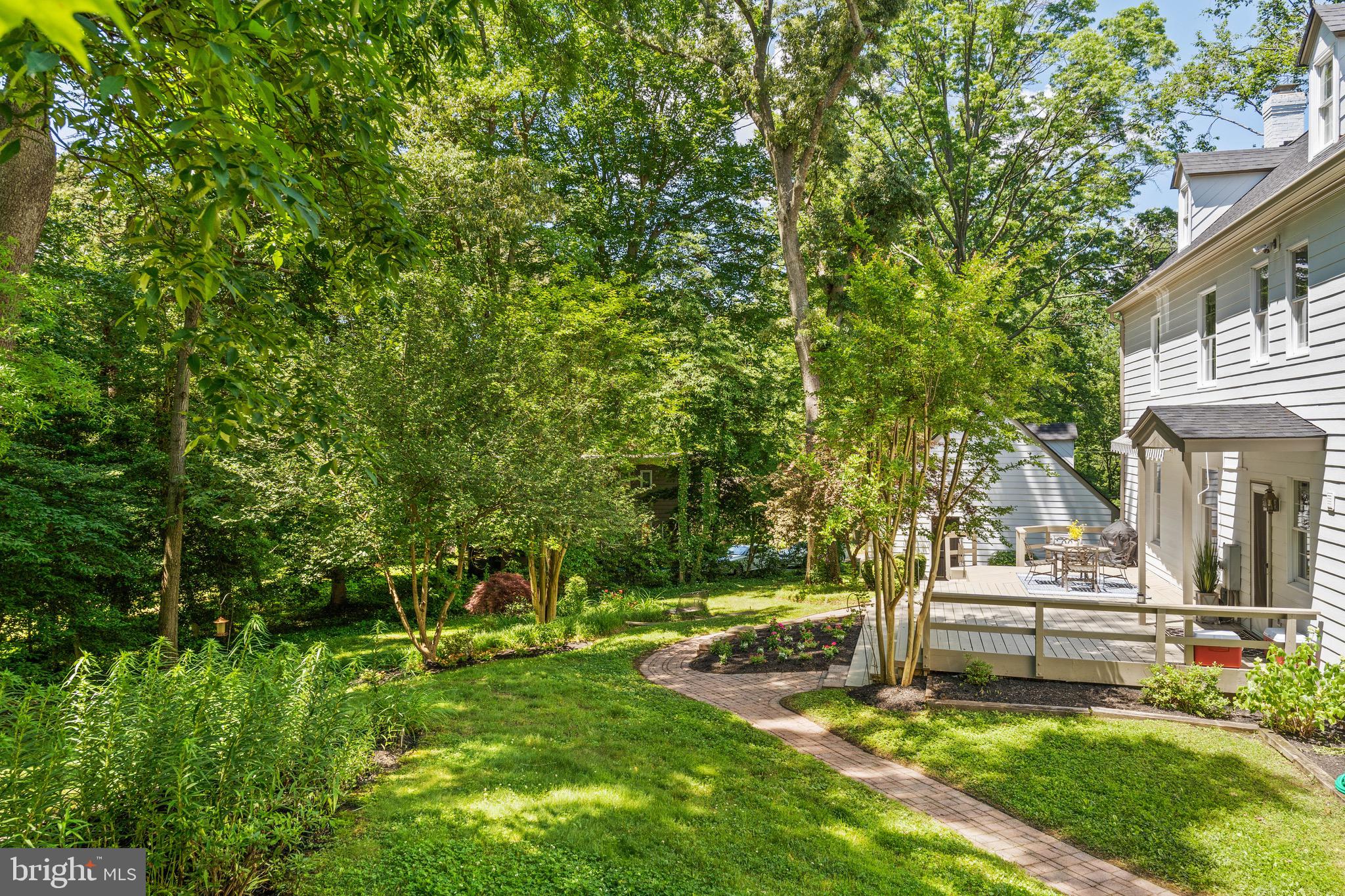 ARCTURUS ON THE POTOMAC - Residential