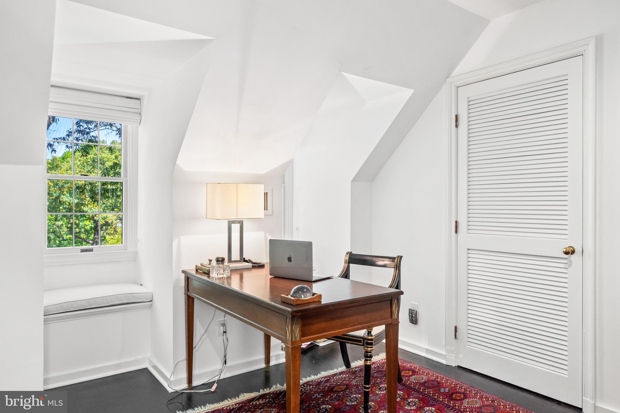 ARCTURUS ON THE POTOMAC - Residential