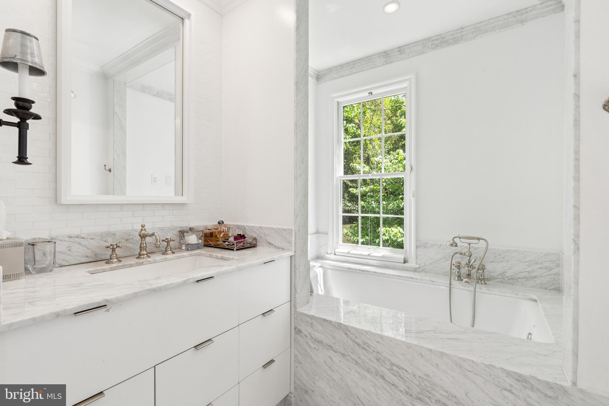 ARCTURUS ON THE POTOMAC - Residential