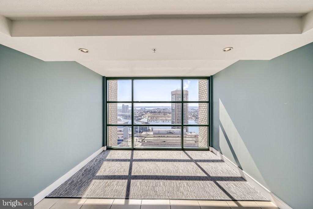 INNER HARBOR - Residential Lease