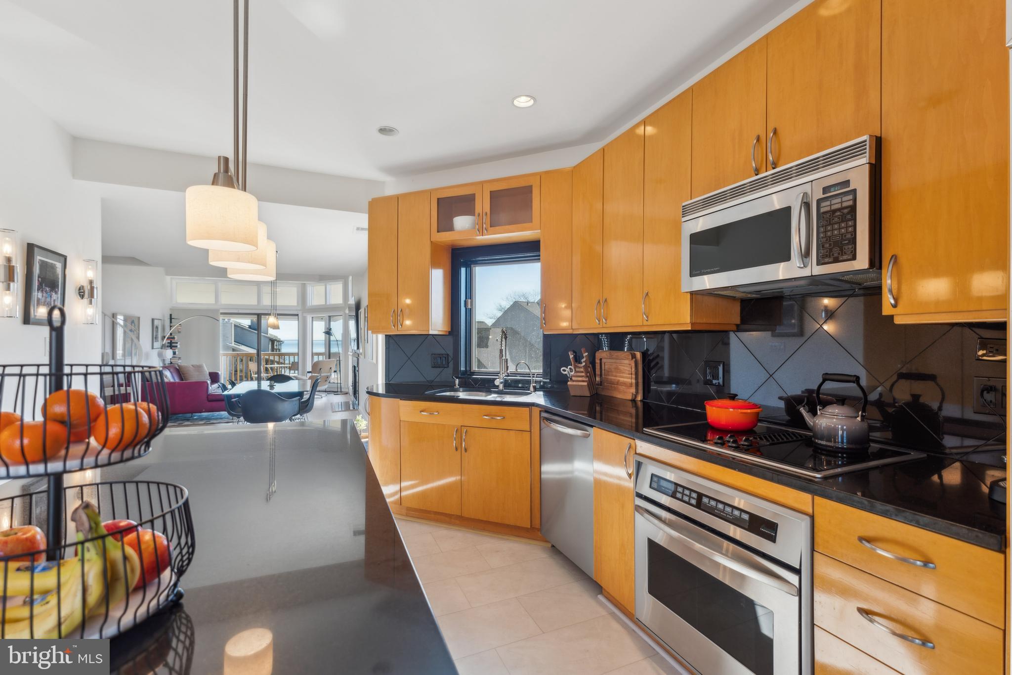 CHESAPEAKE HARBOUR - Residential