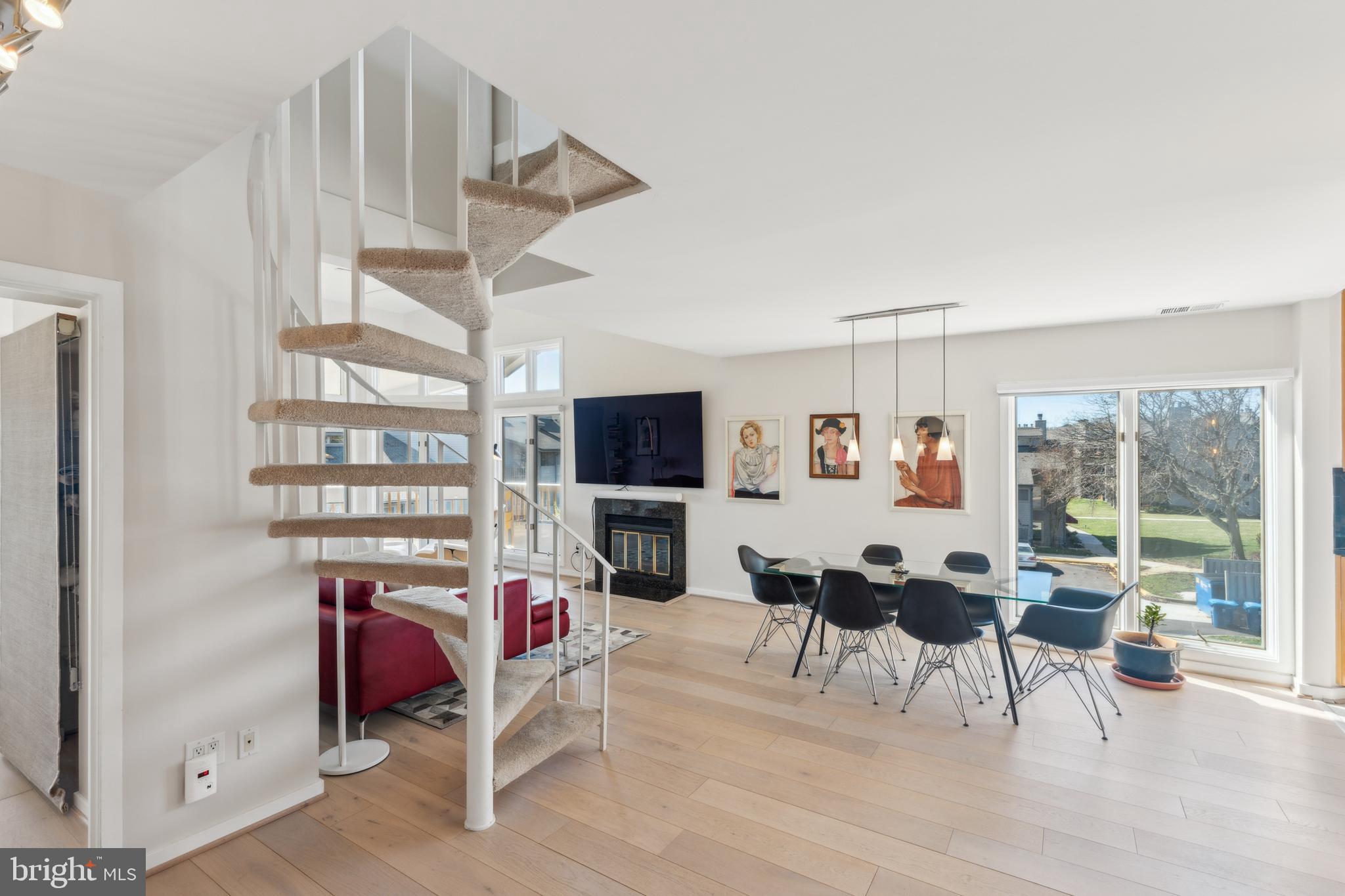 CHESAPEAKE HARBOUR - Residential