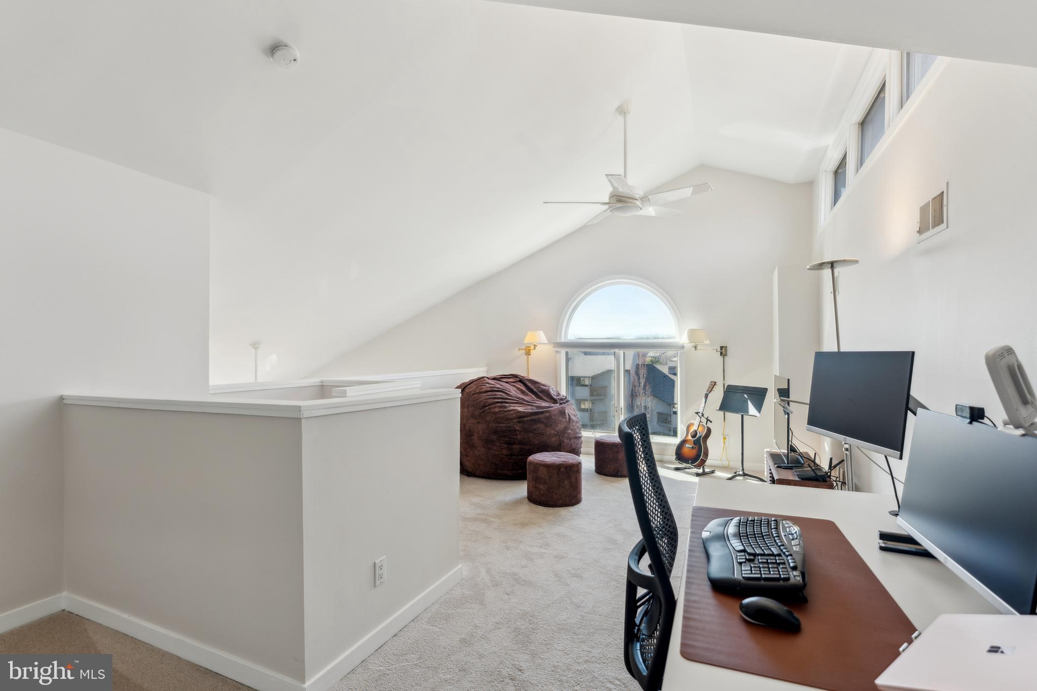 CHESAPEAKE HARBOUR - Residential