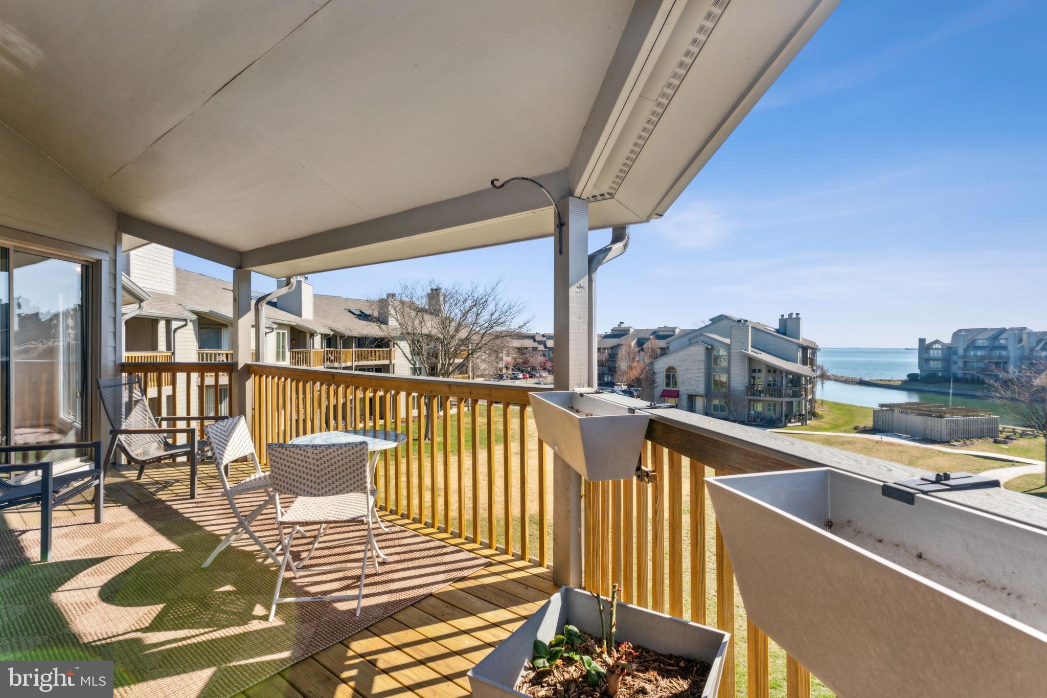 CHESAPEAKE HARBOUR - Residential